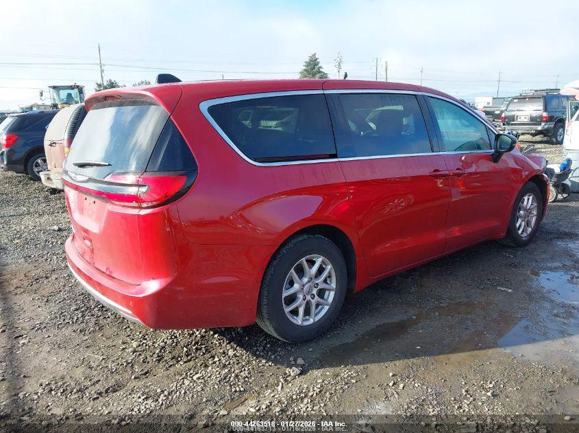 CHRYSLER PACIFICA image 4