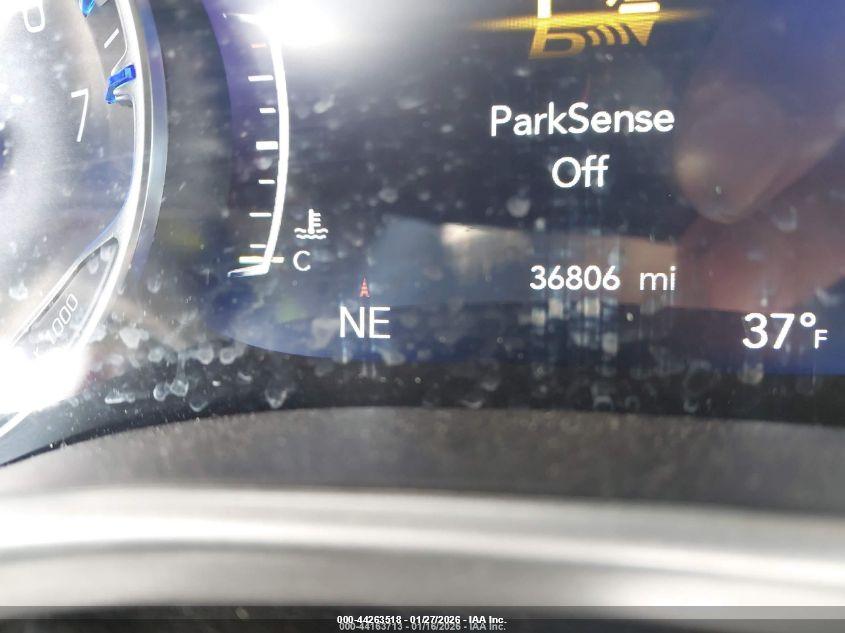 CHRYSLER PACIFICA image 7