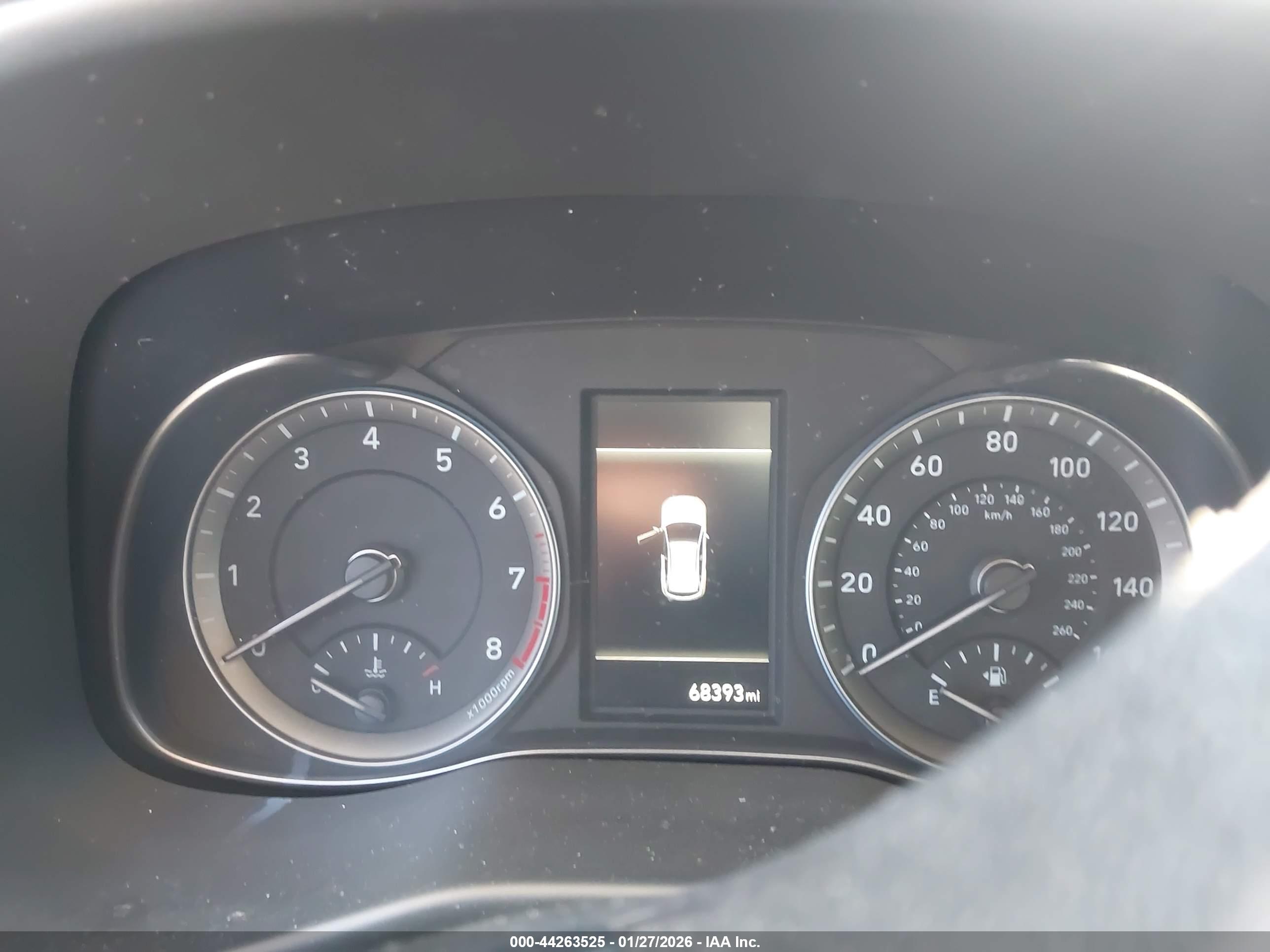 HYUNDAI KONA image 7