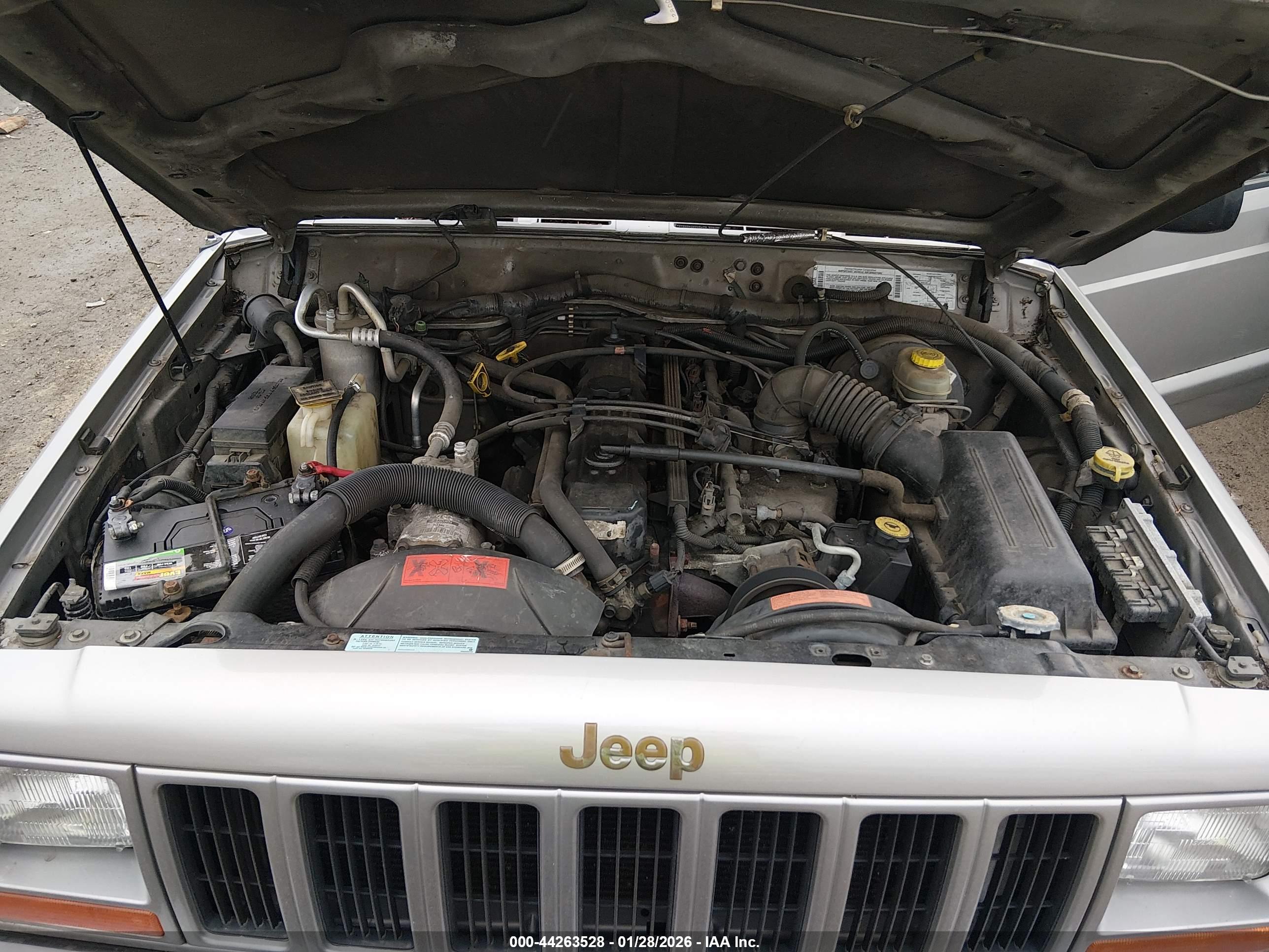 JEEP CHEROKEE image 10