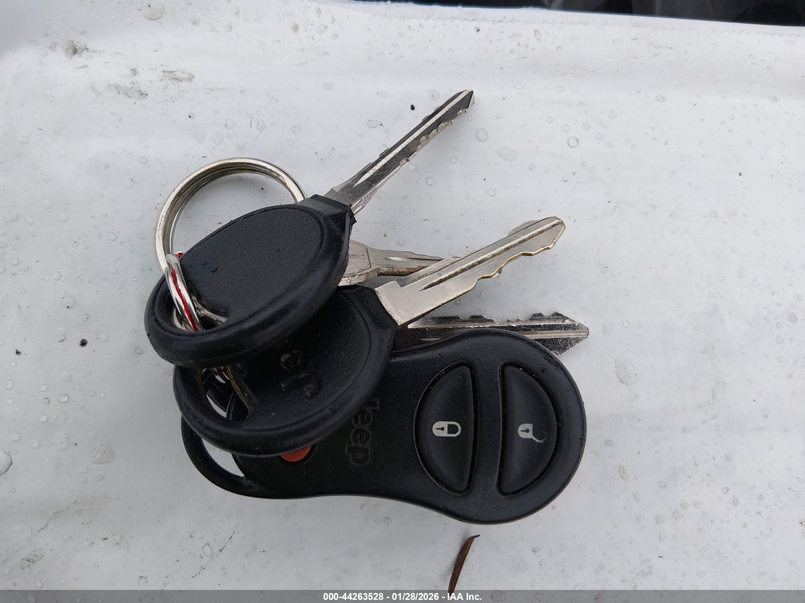 JEEP CHEROKEE image 11