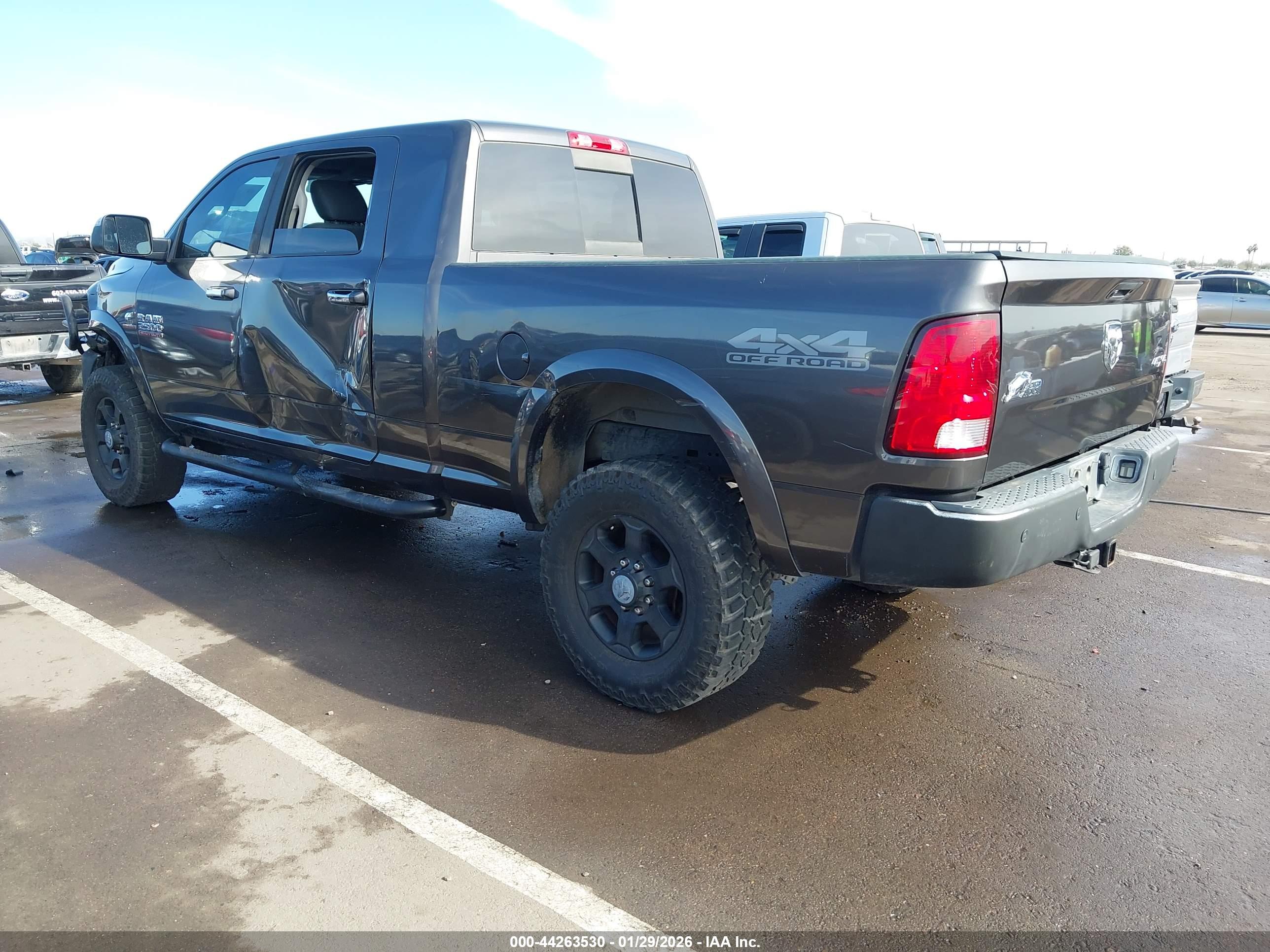 RAM 2500 image 3