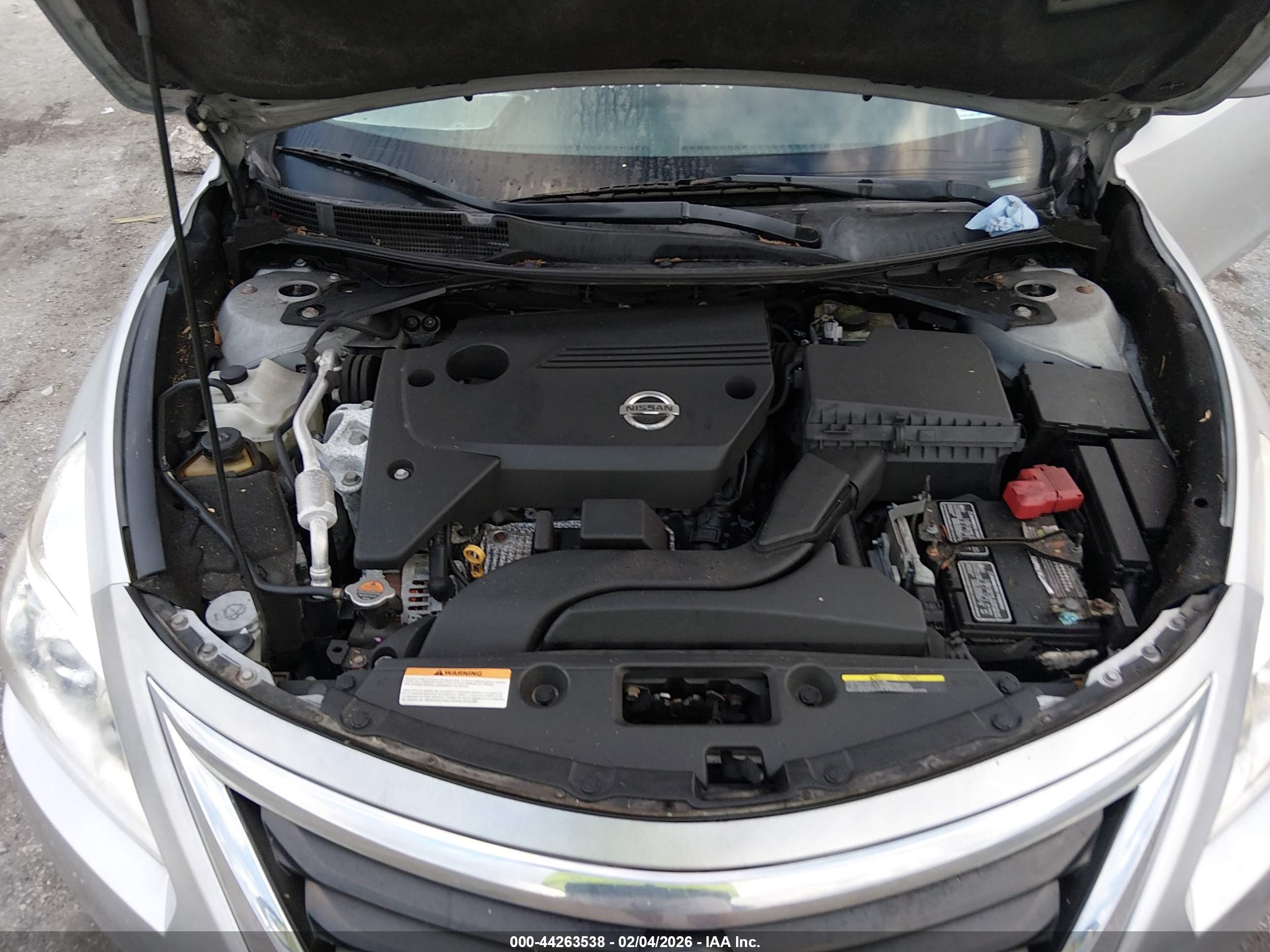 NISSAN ALTIMA image 10