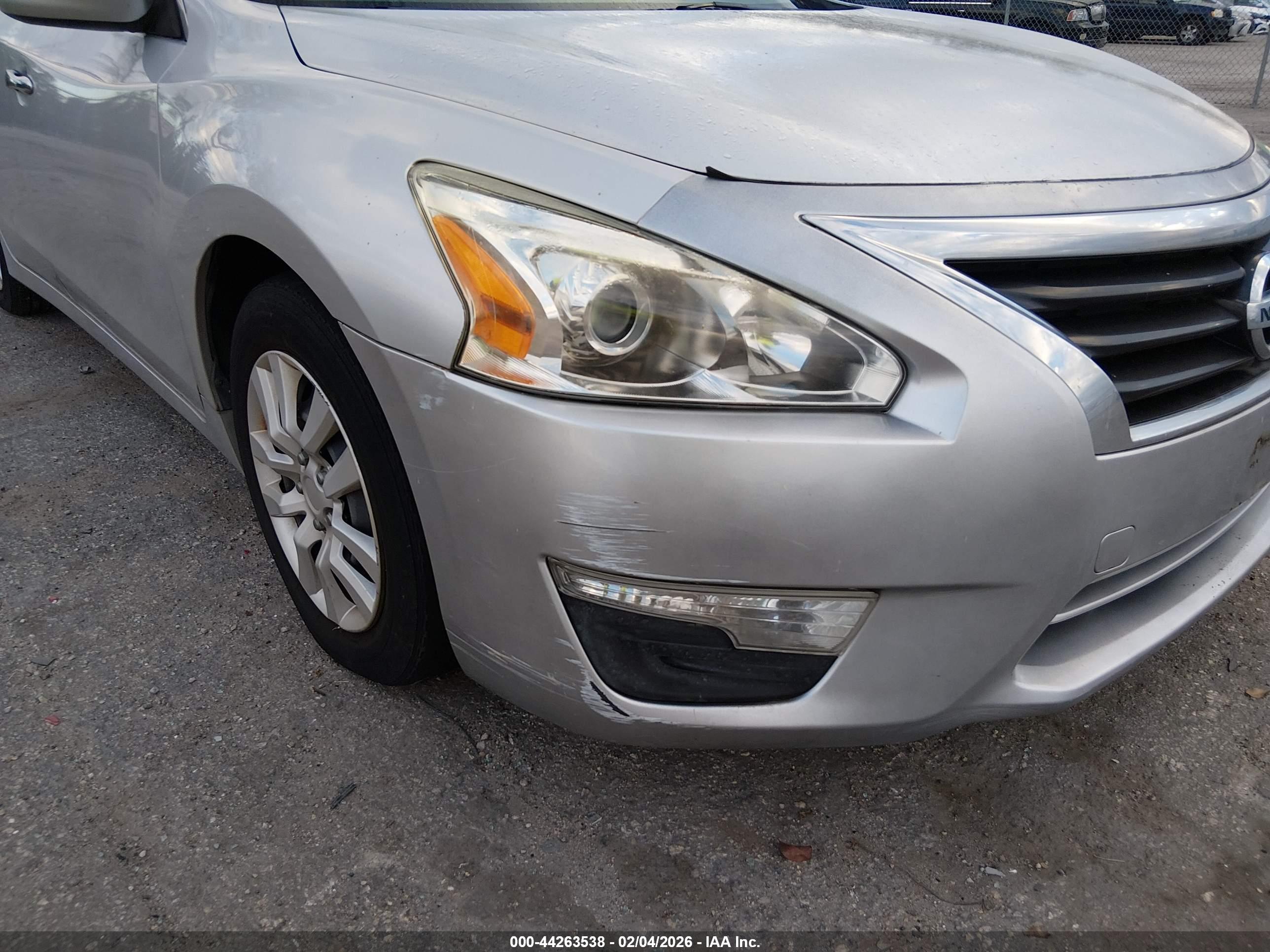 NISSAN ALTIMA image 6