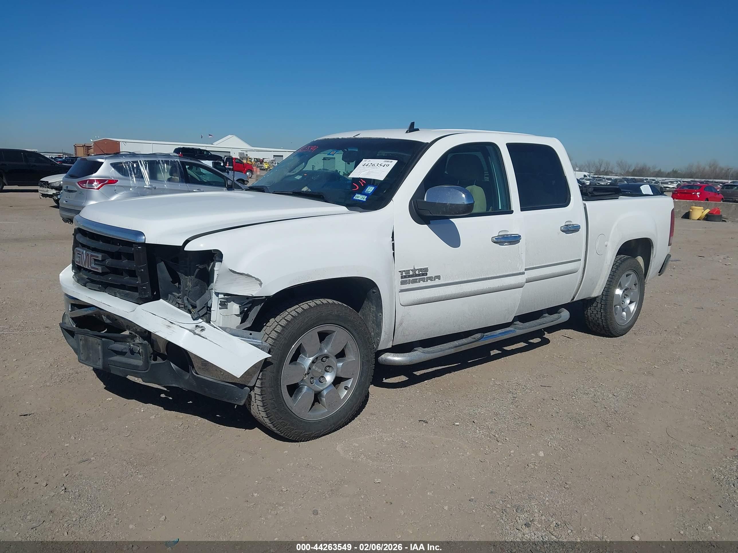 GMC SIERRA image 6