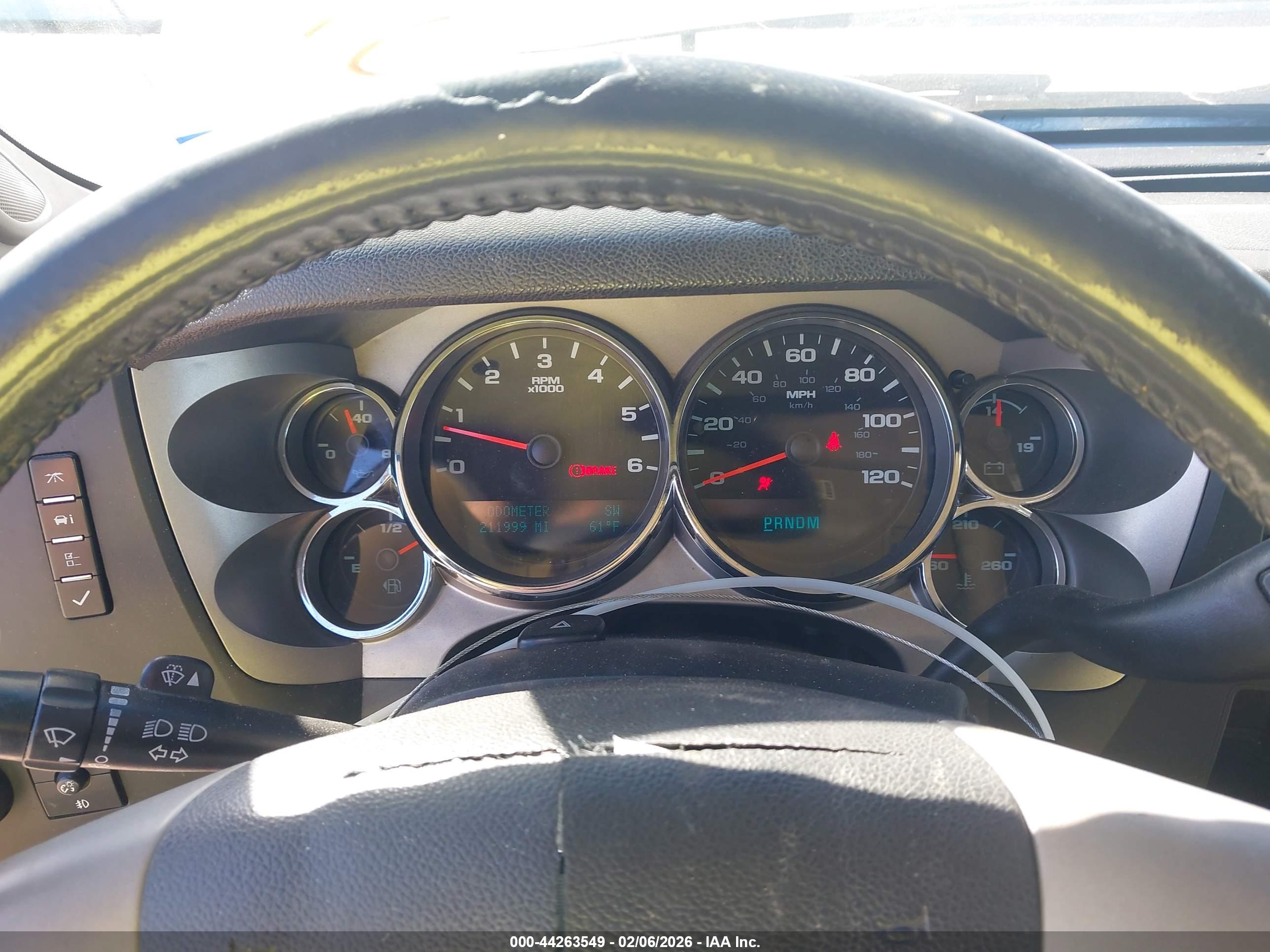 GMC SIERRA image 7