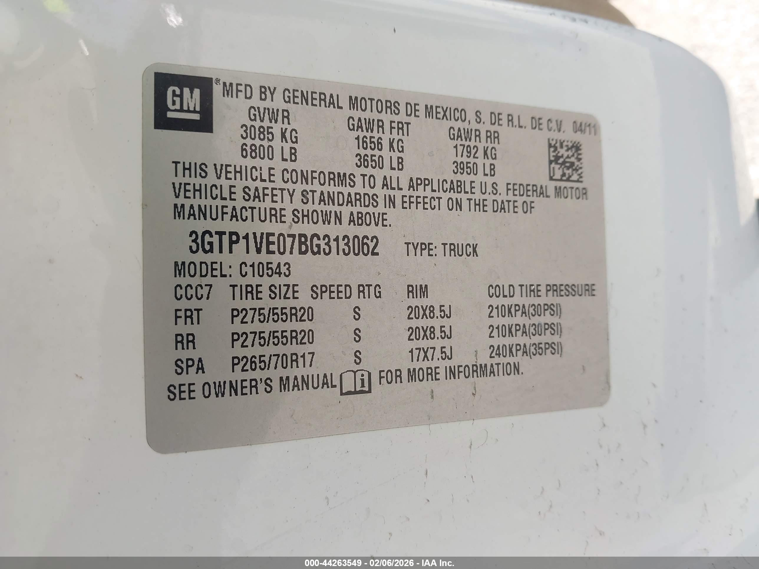 GMC SIERRA image 9