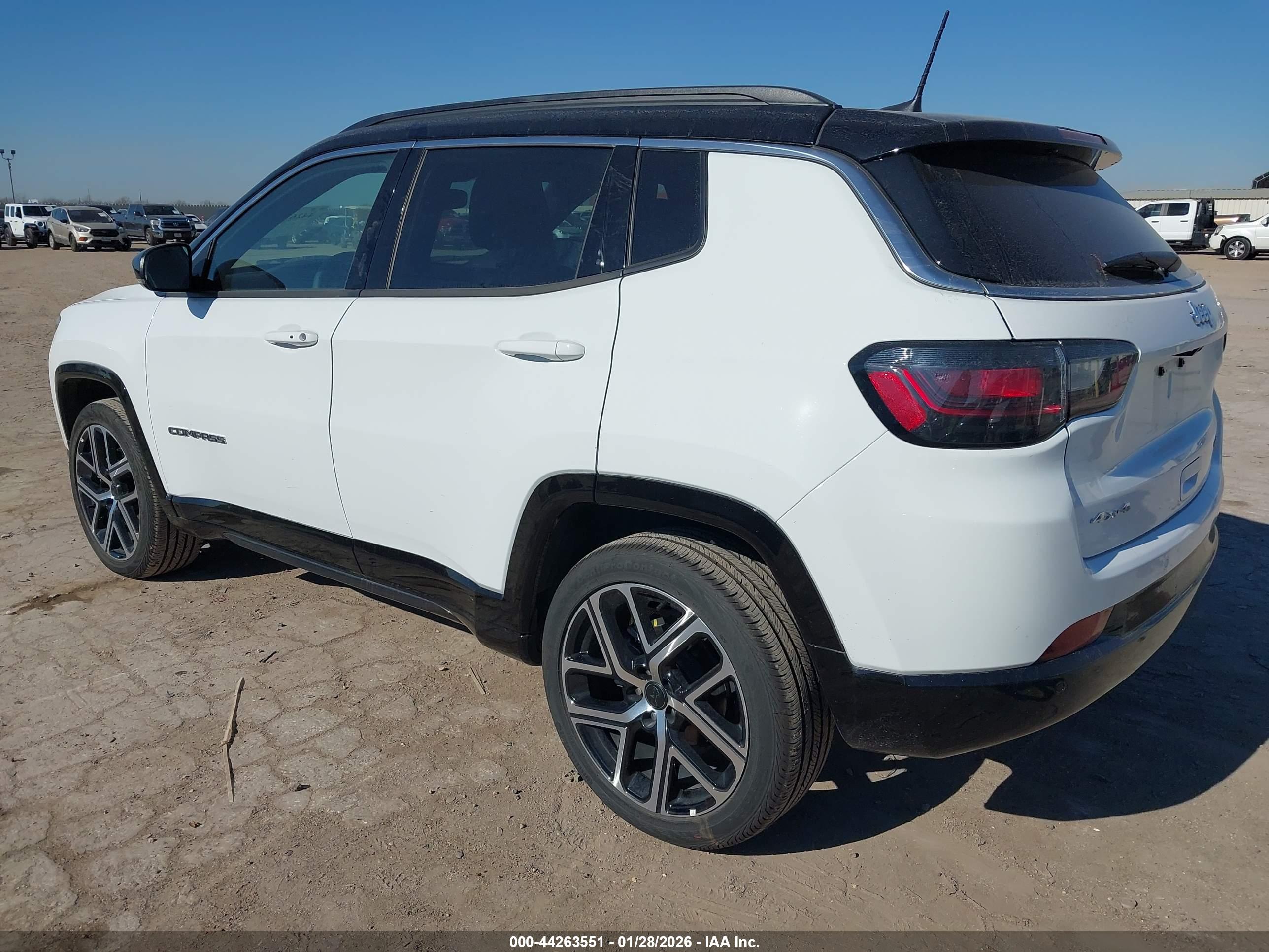 JEEP COMPASS image 3