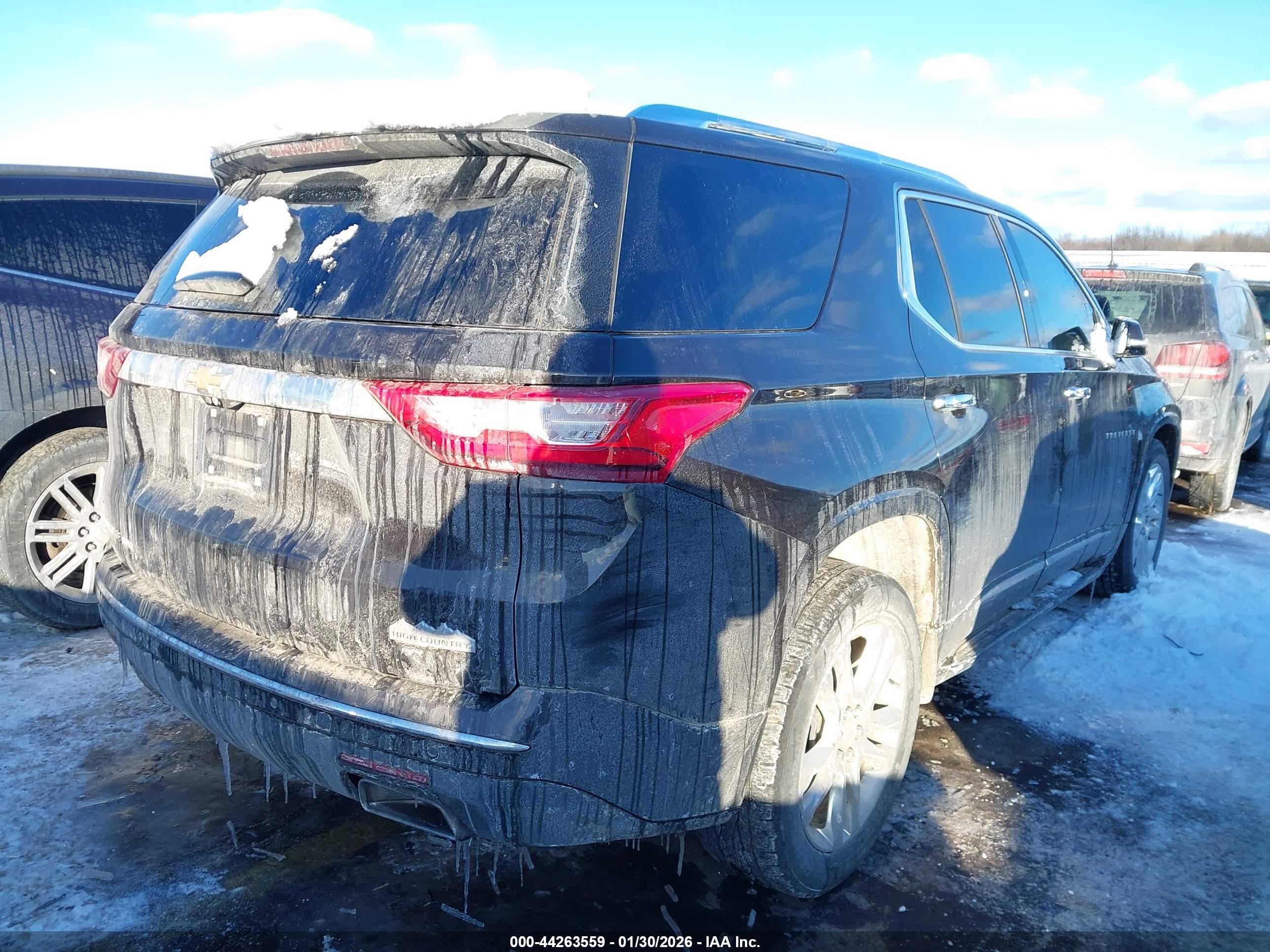 CHEVROLET TRAVERSE image 4