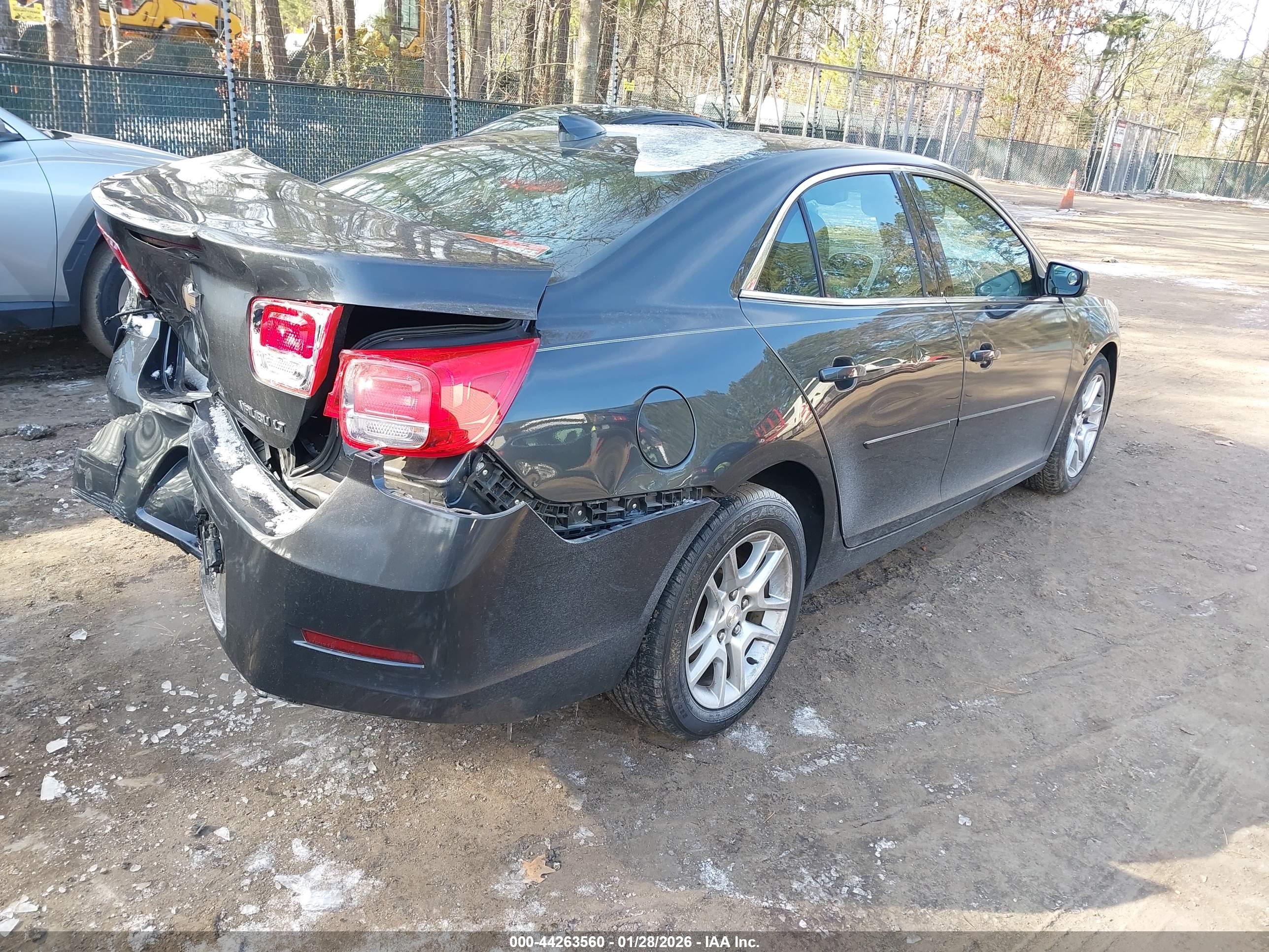 CHEVROLET MALIBU image 4