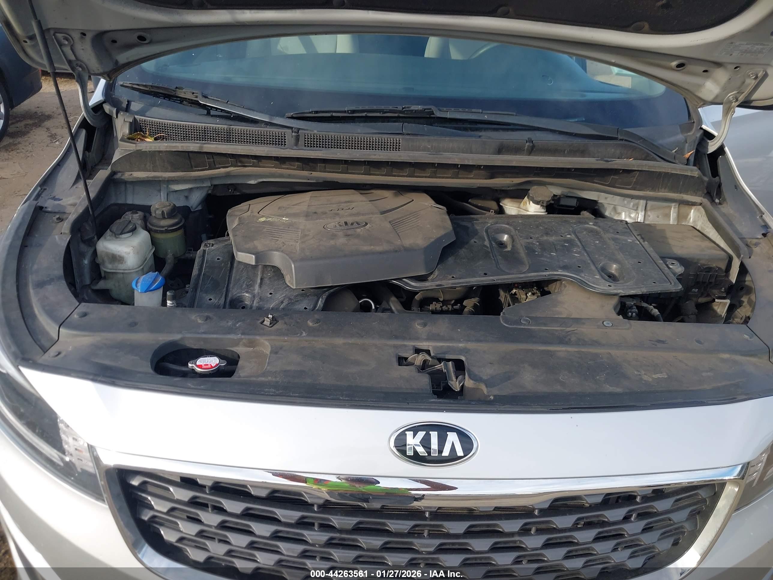 KIA SEDONA image 10