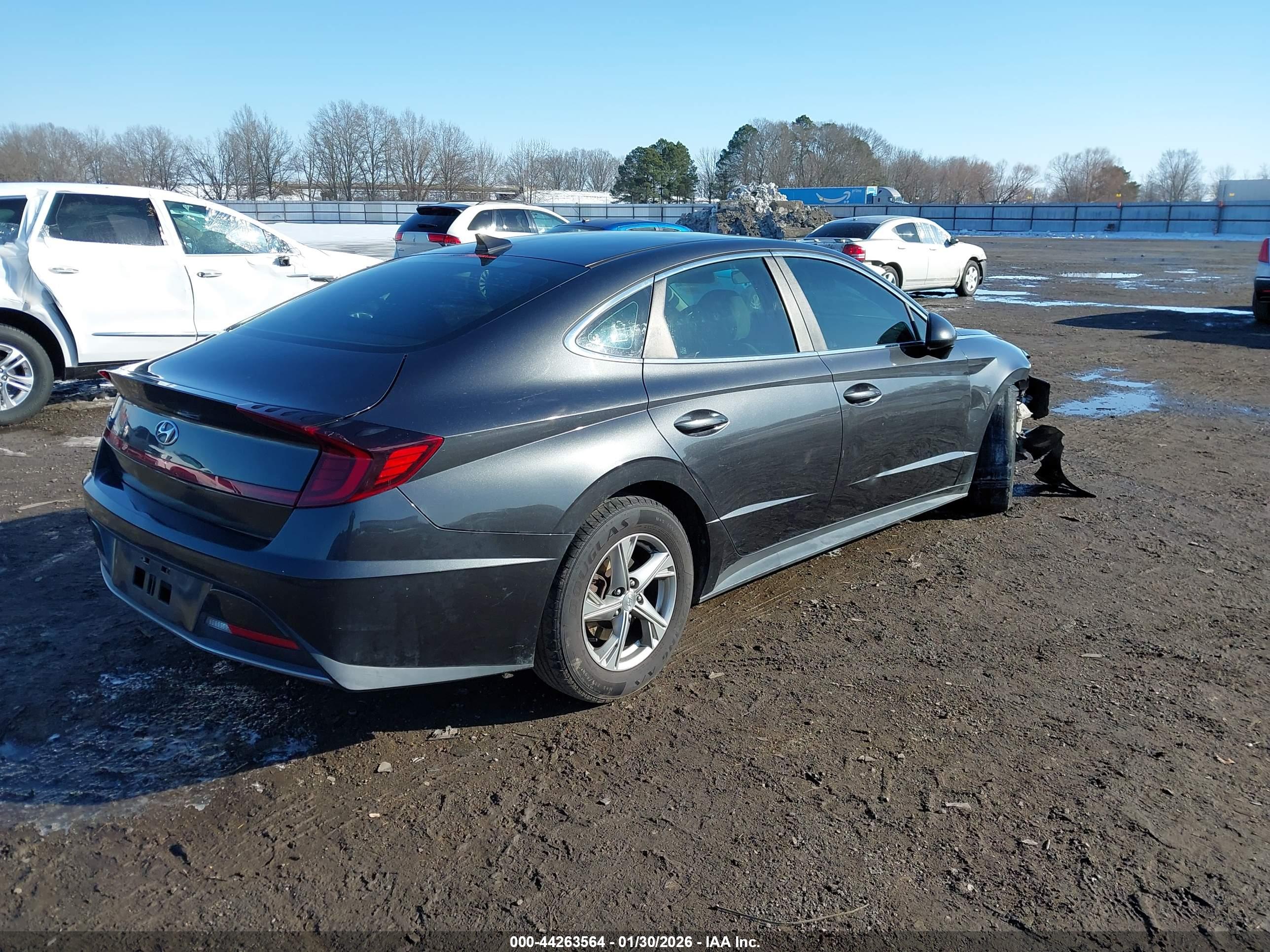 HYUNDAI SONATA image 4