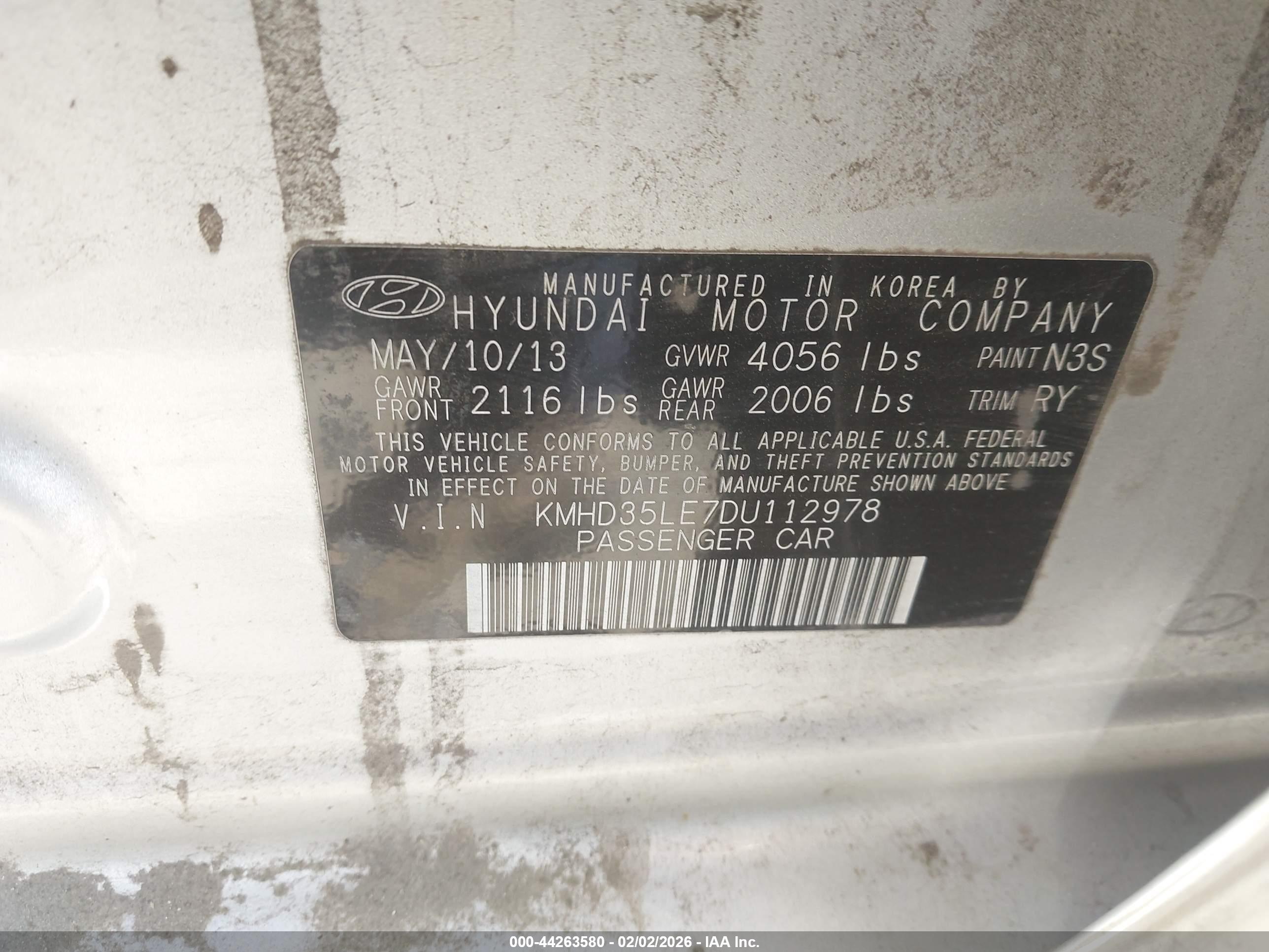 HYUNDAI ELANTRA image 9
