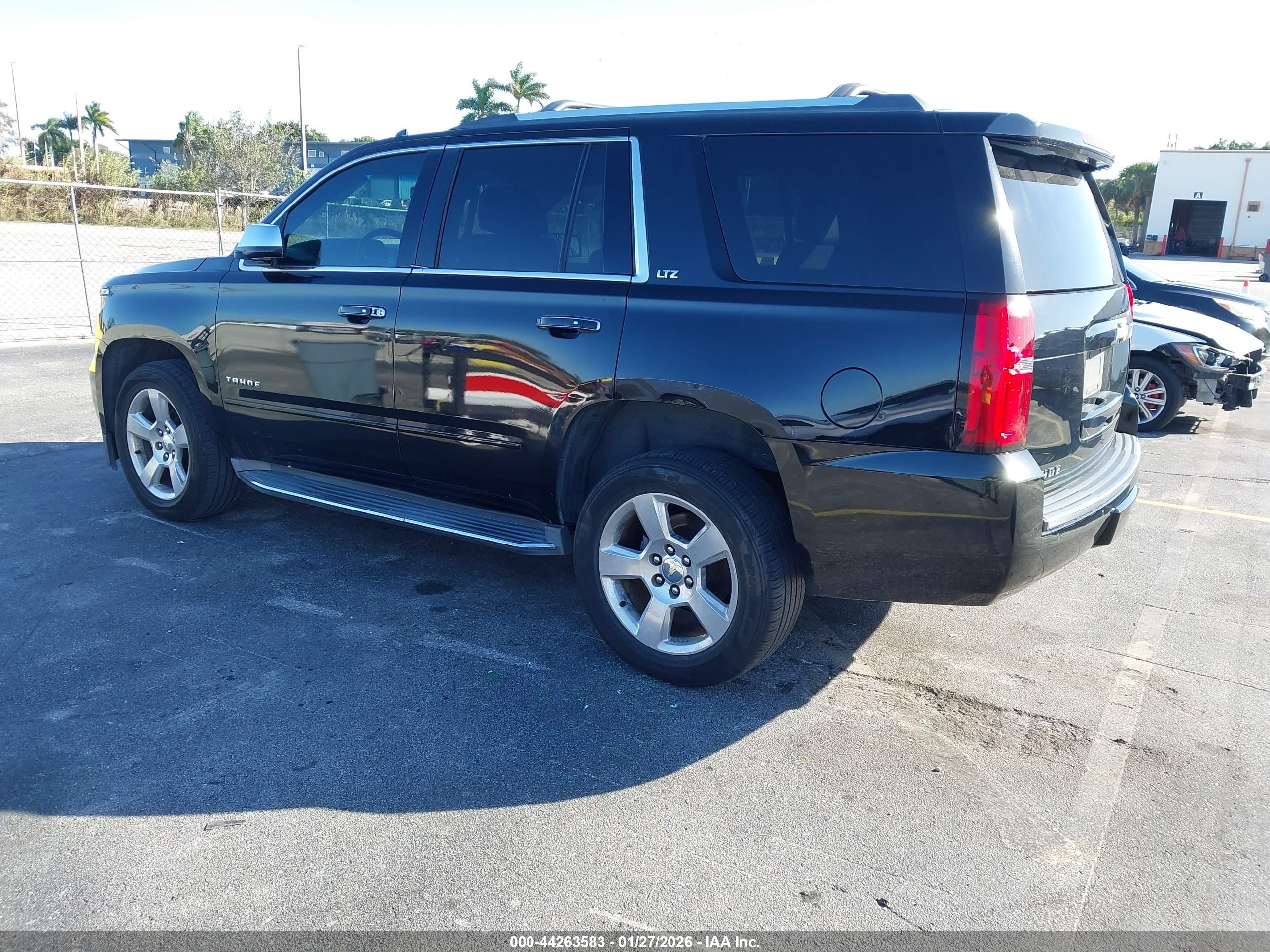 CHEVROLET TAHOE image 3