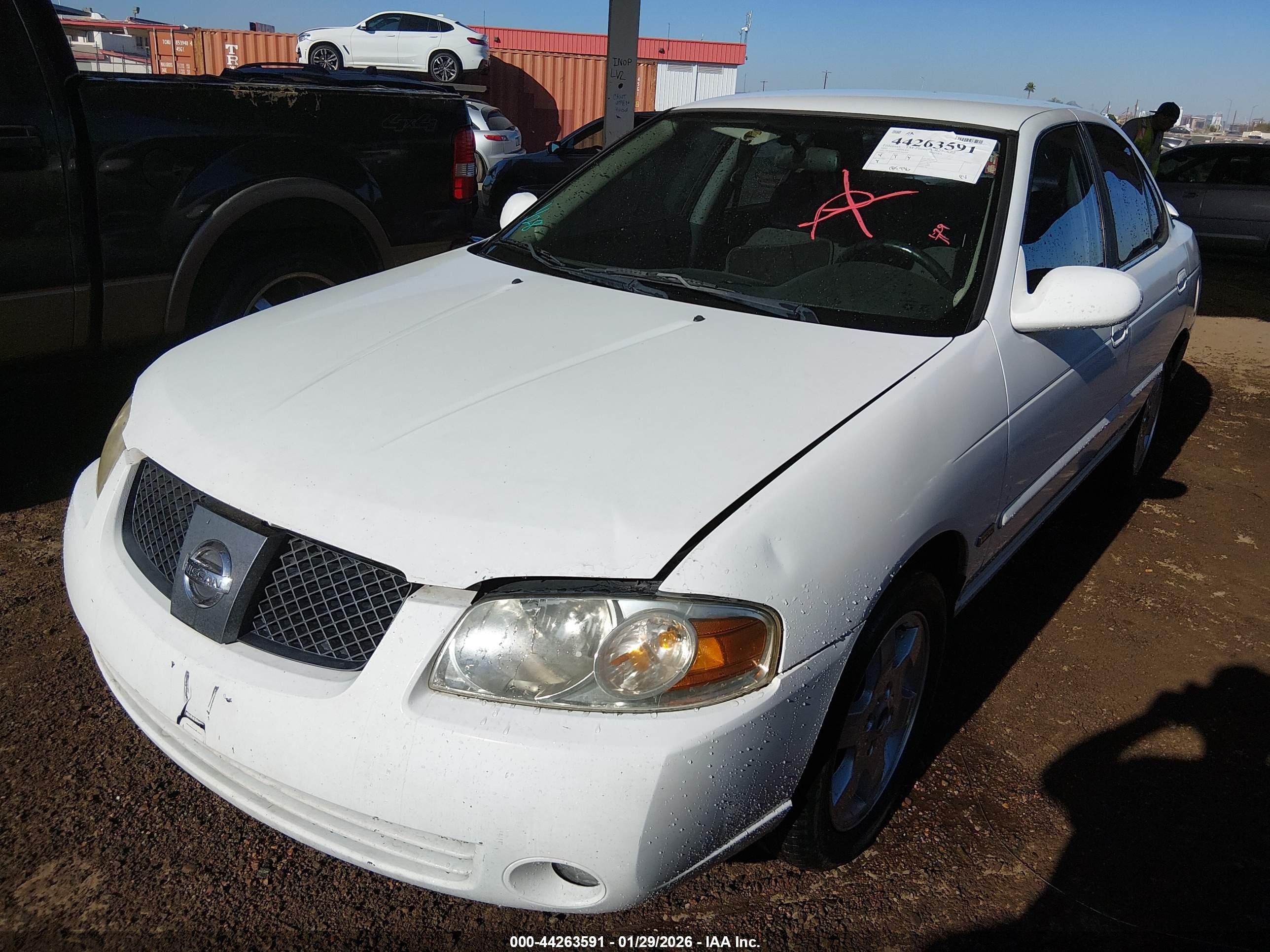 NISSAN SENTRA image 2