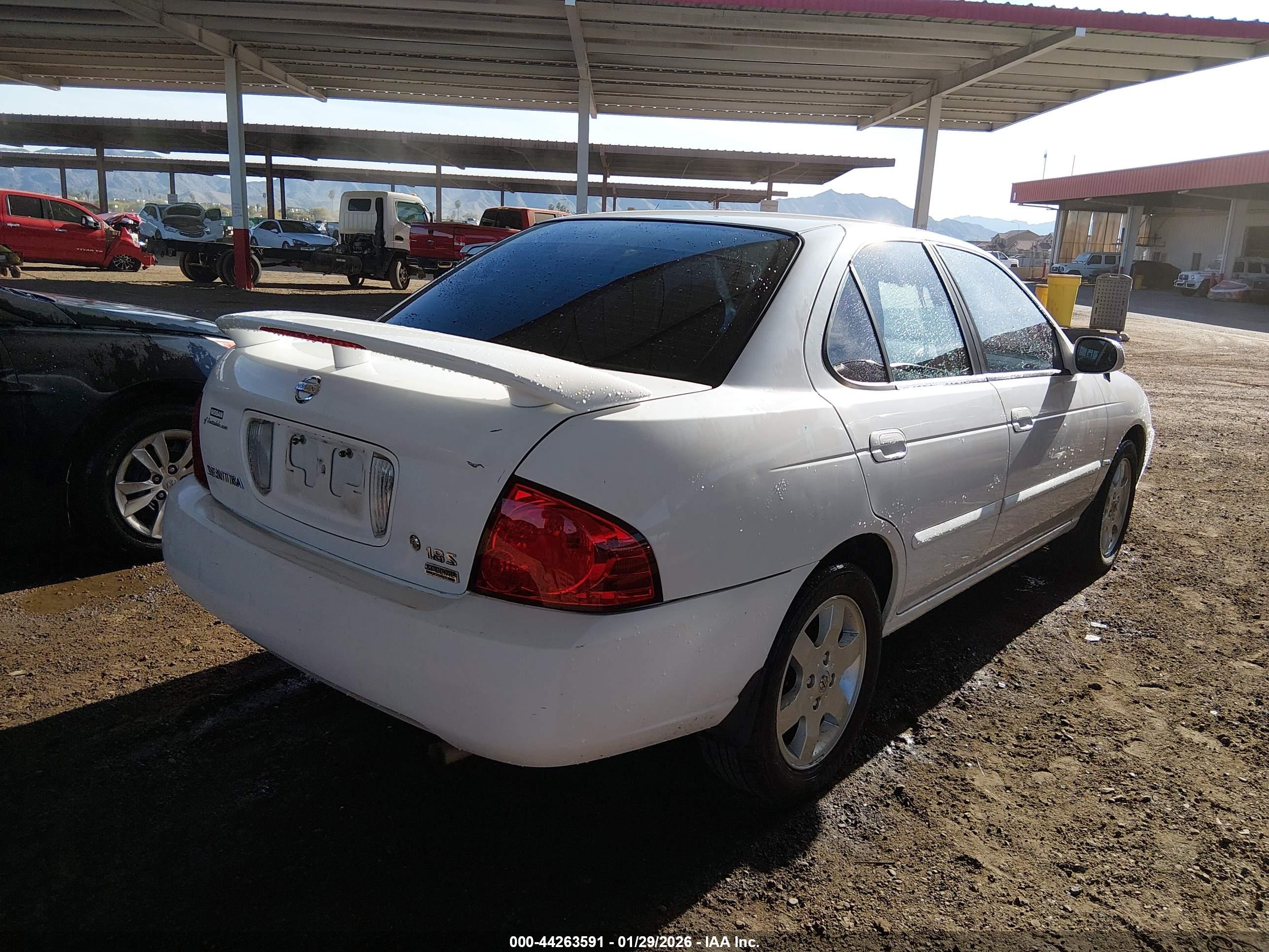 NISSAN SENTRA image 4