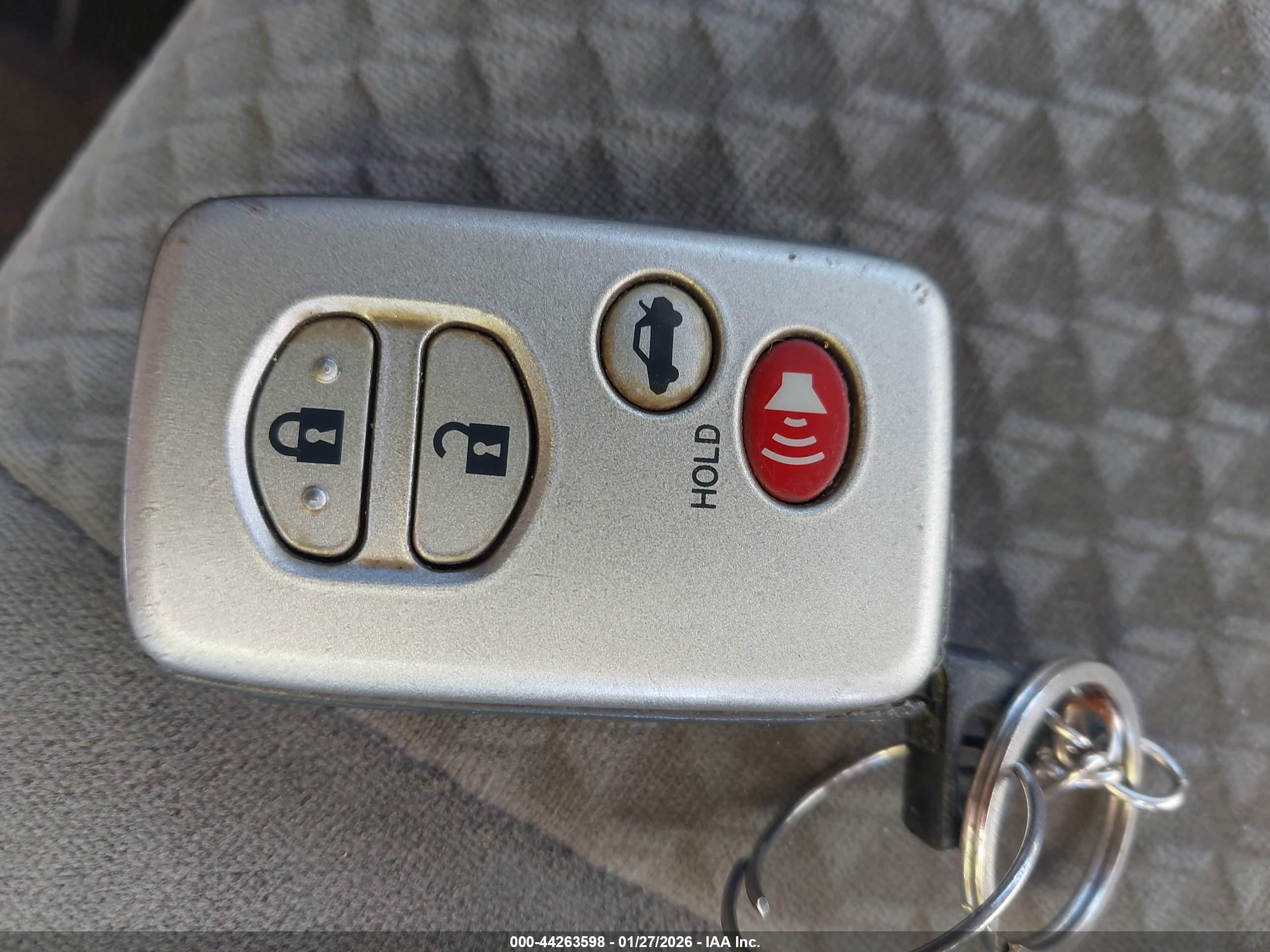 TOYOTA CAMRY image 11