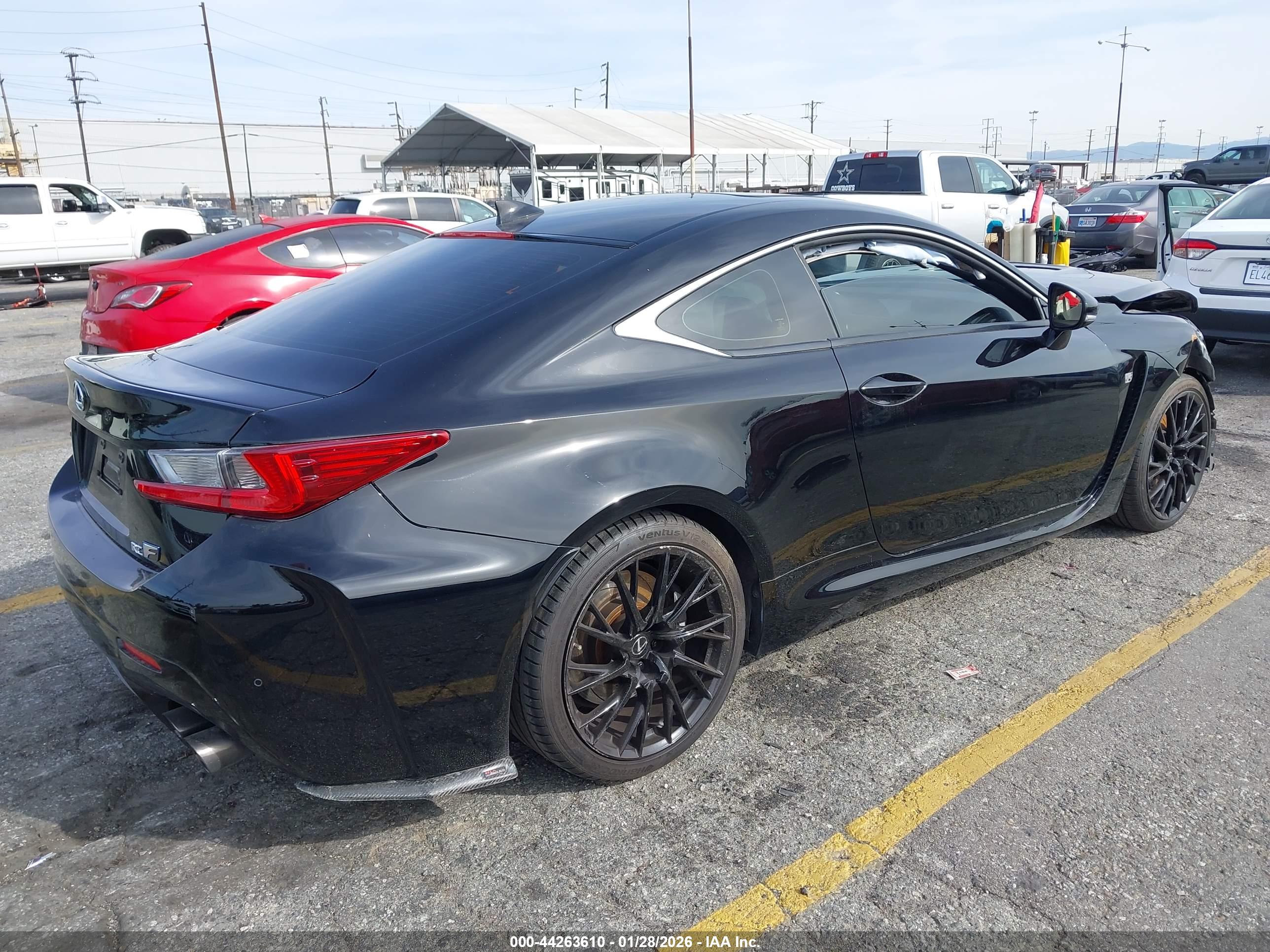 LEXUS RC image 4