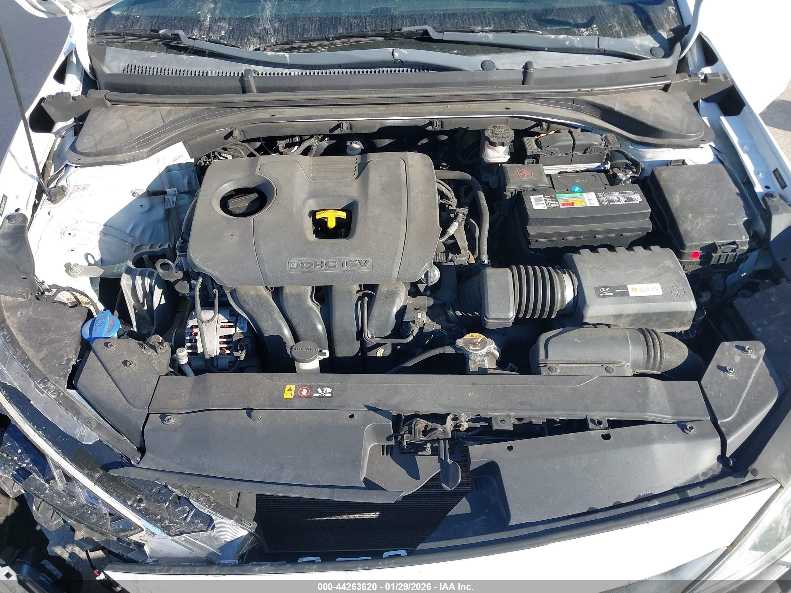 HYUNDAI ELANTRA image 10