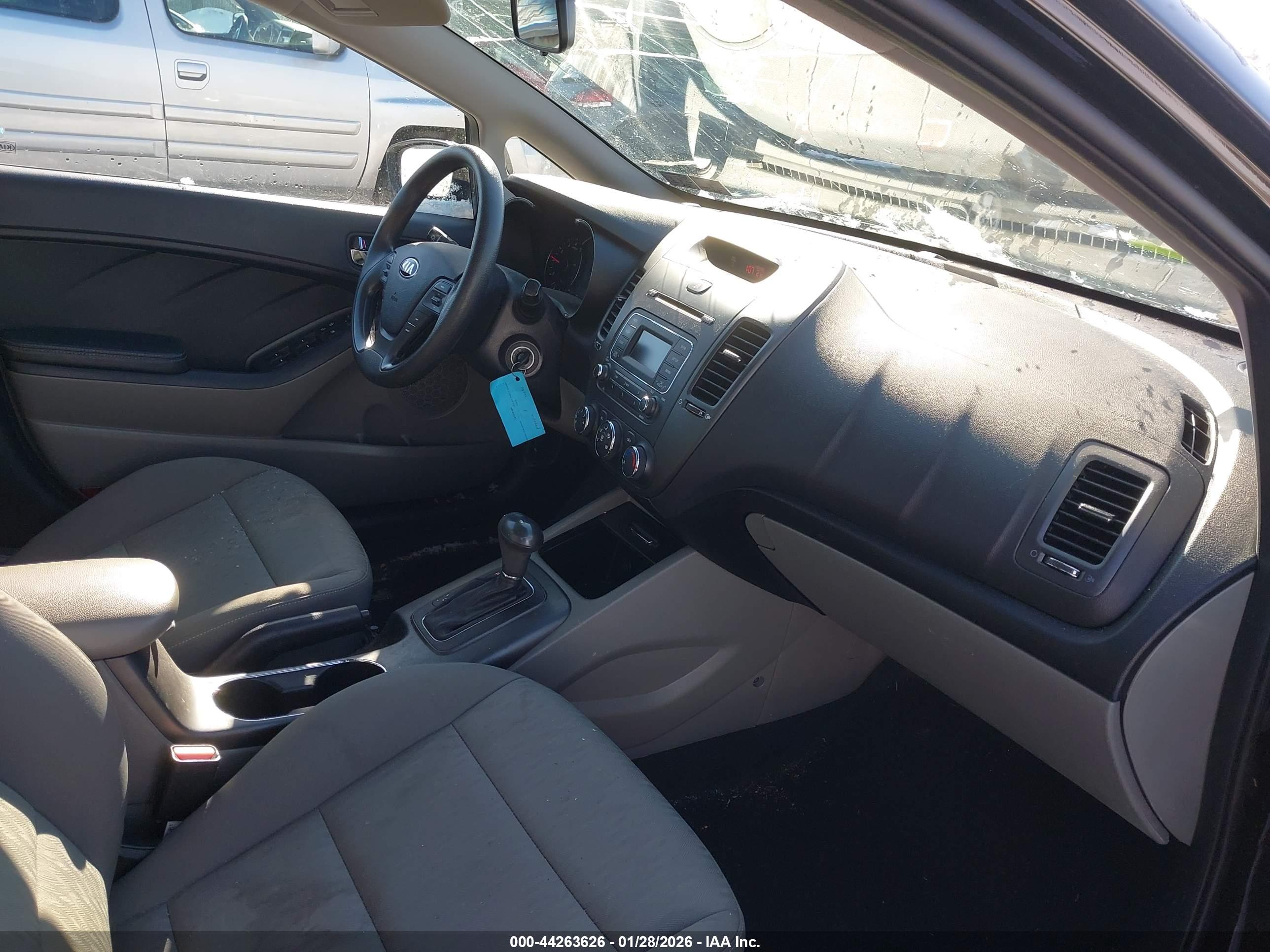 KIA FORTE image 5