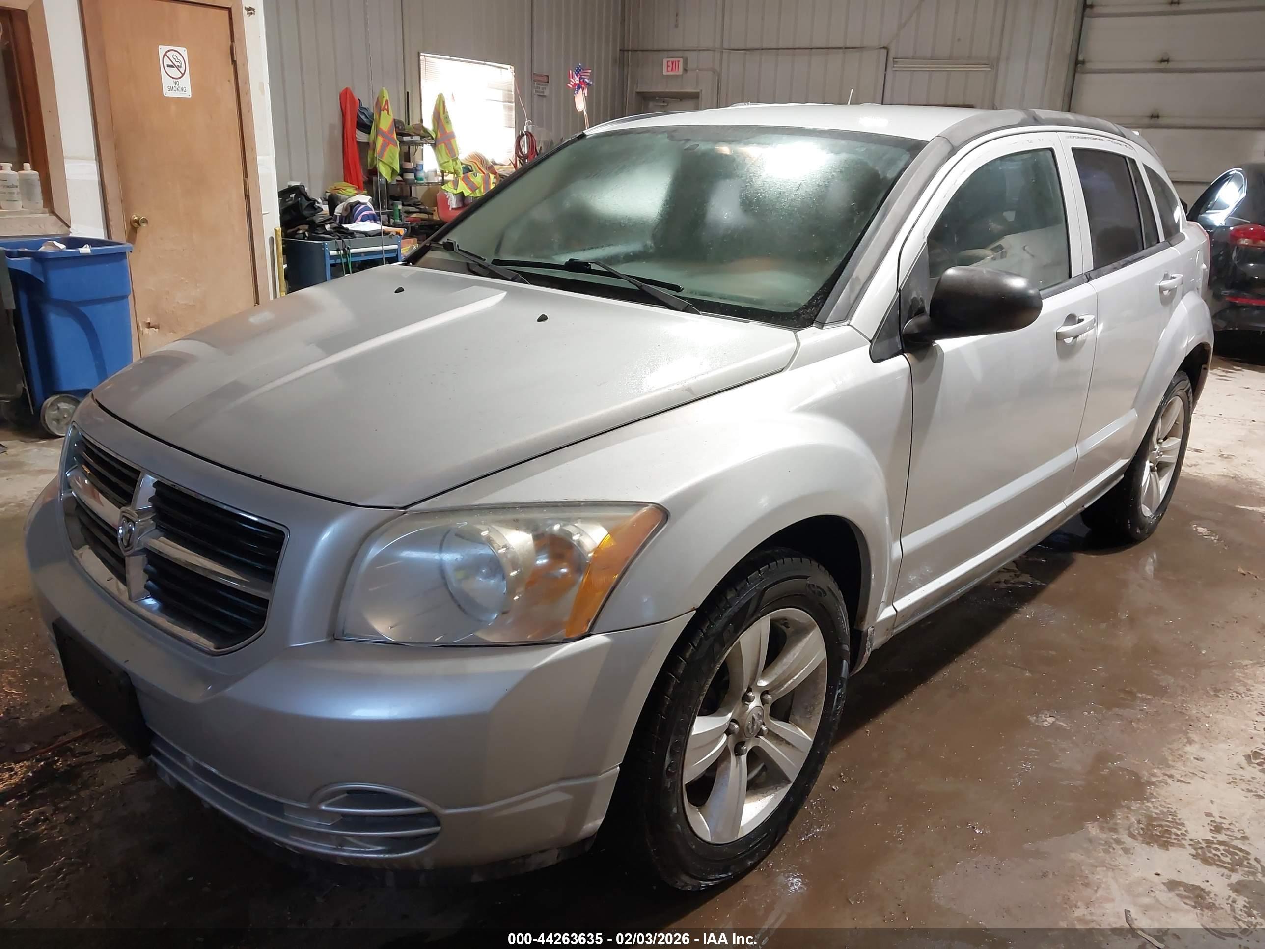 DODGE CALIBER image 2