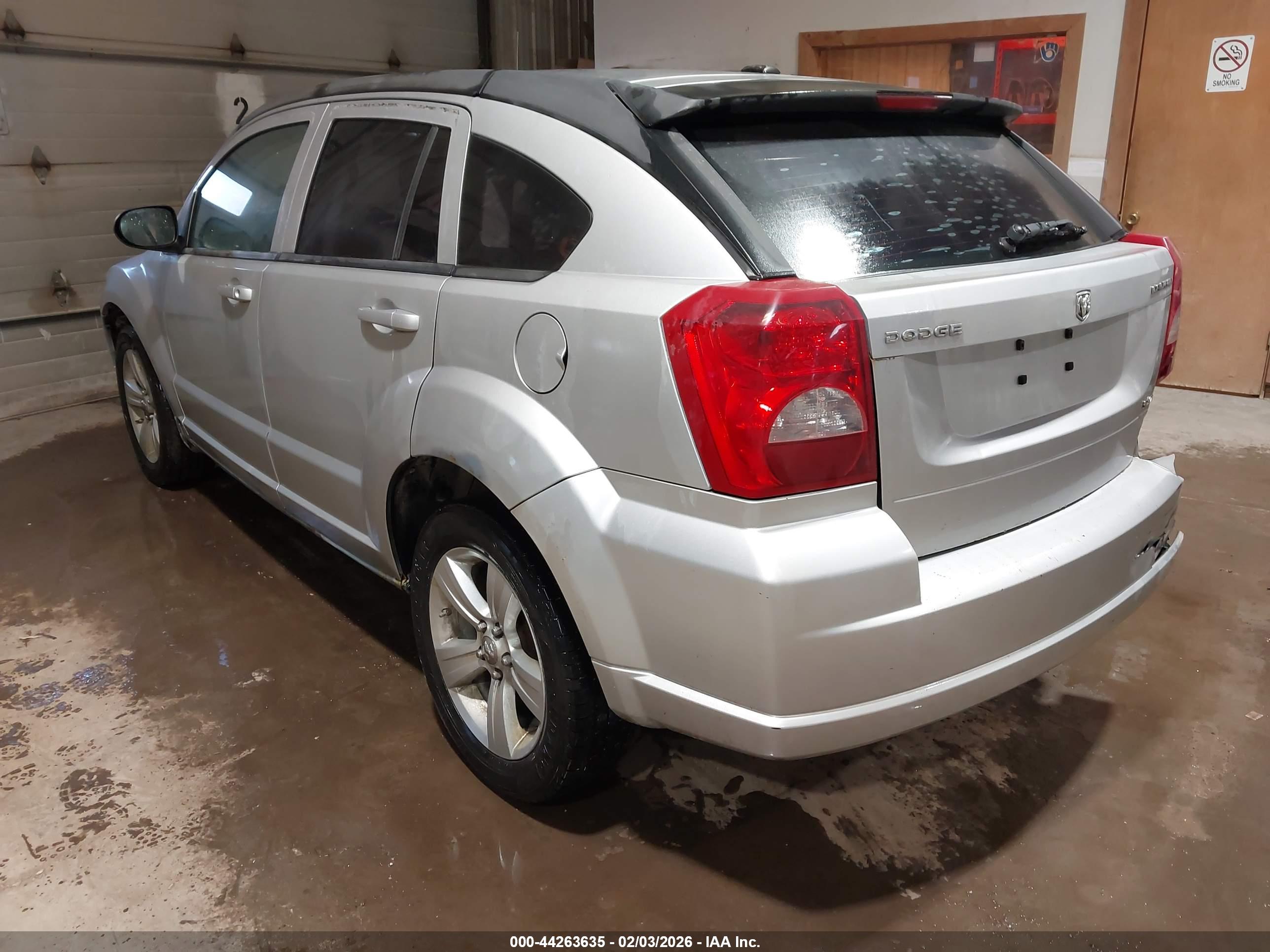 DODGE CALIBER image 3
