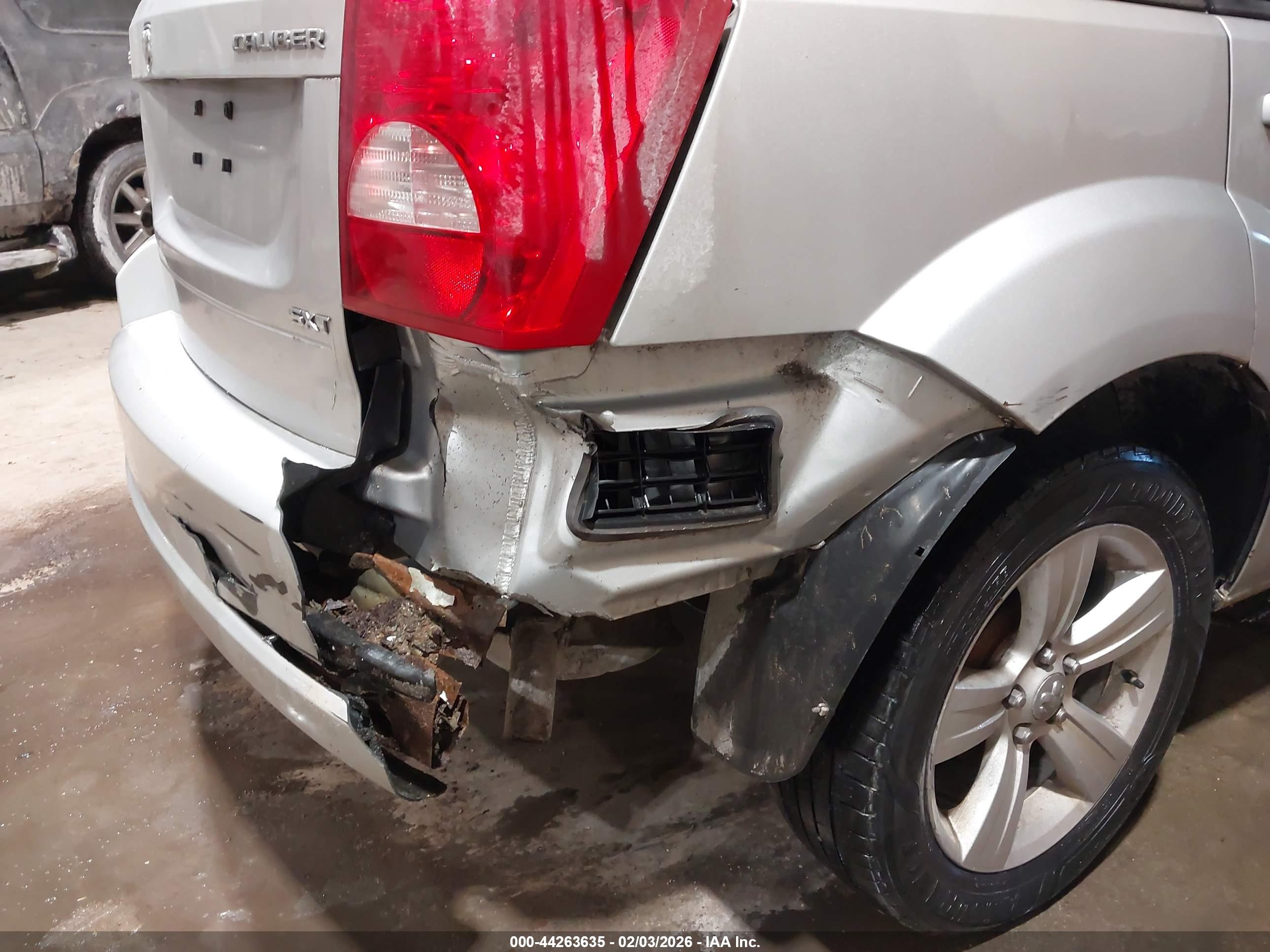 DODGE CALIBER image 6