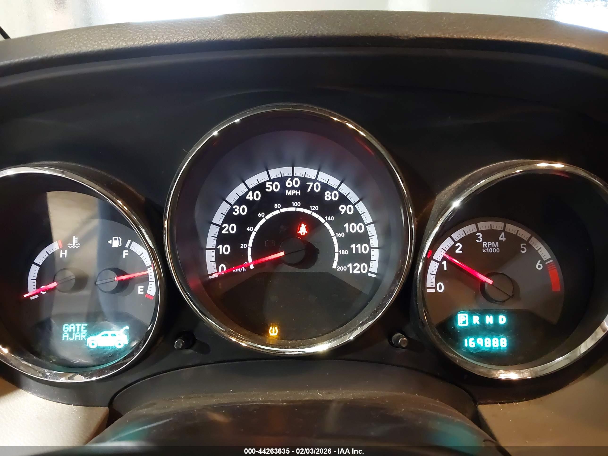 DODGE CALIBER image 7