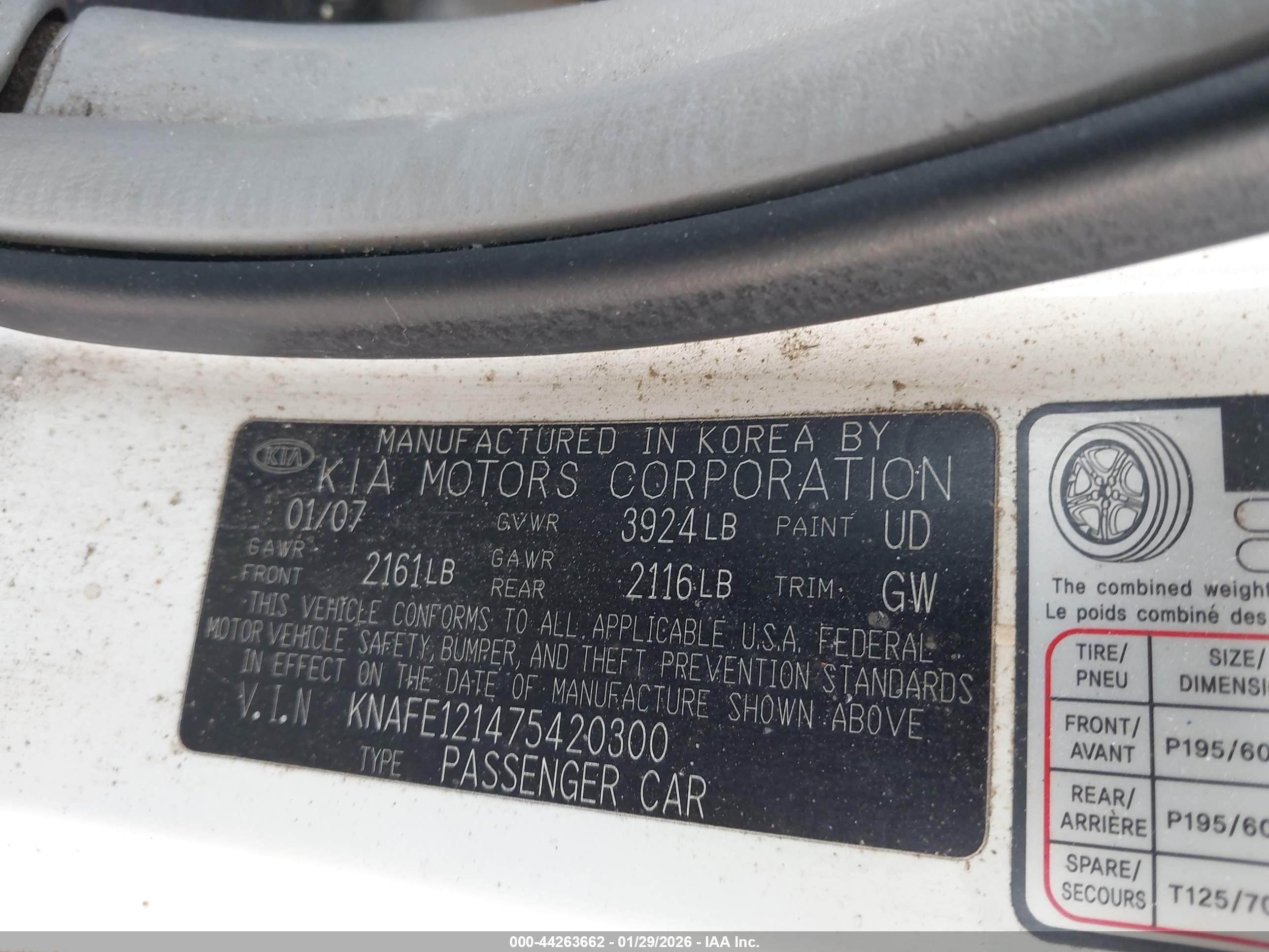 KIA SPECTRA image 9