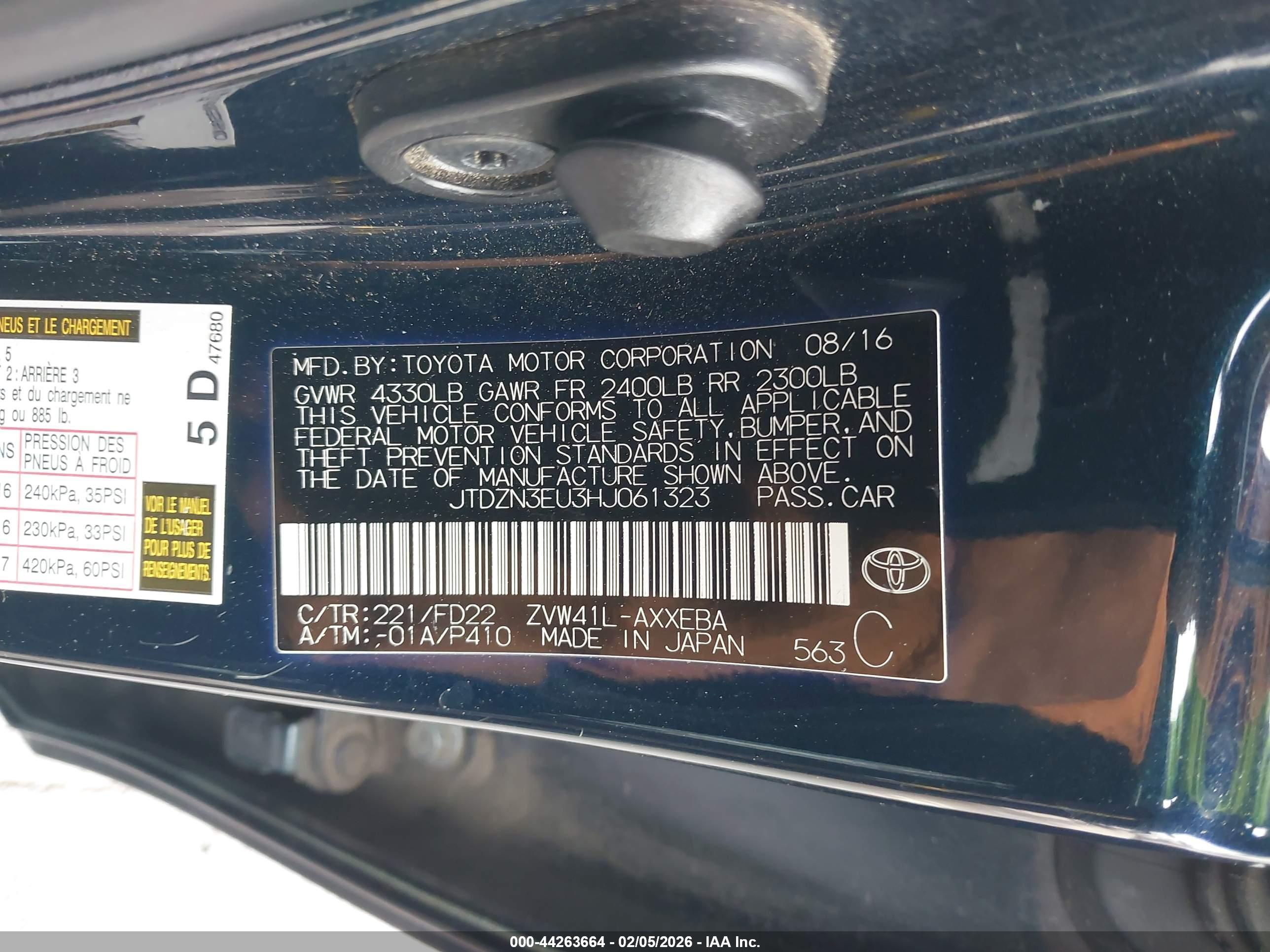 TOYOTA PRIUS image 9