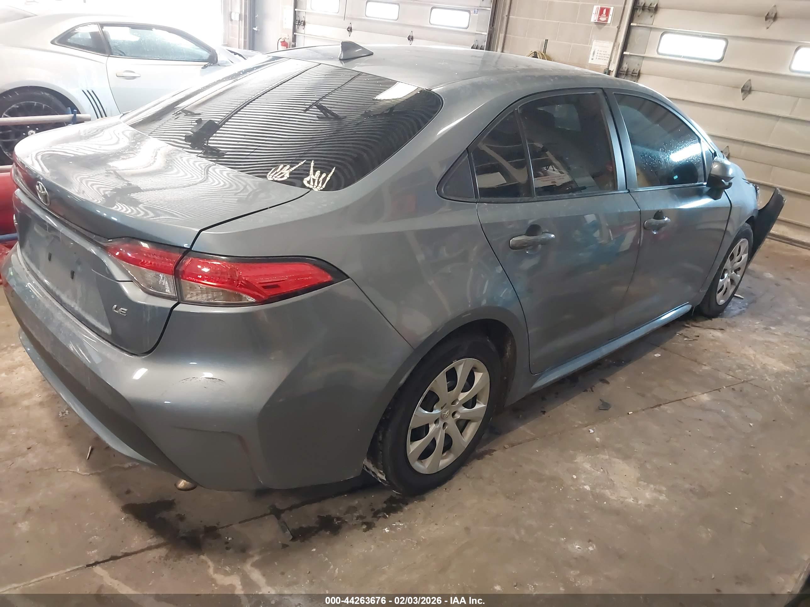 TOYOTA COROLLA image 4