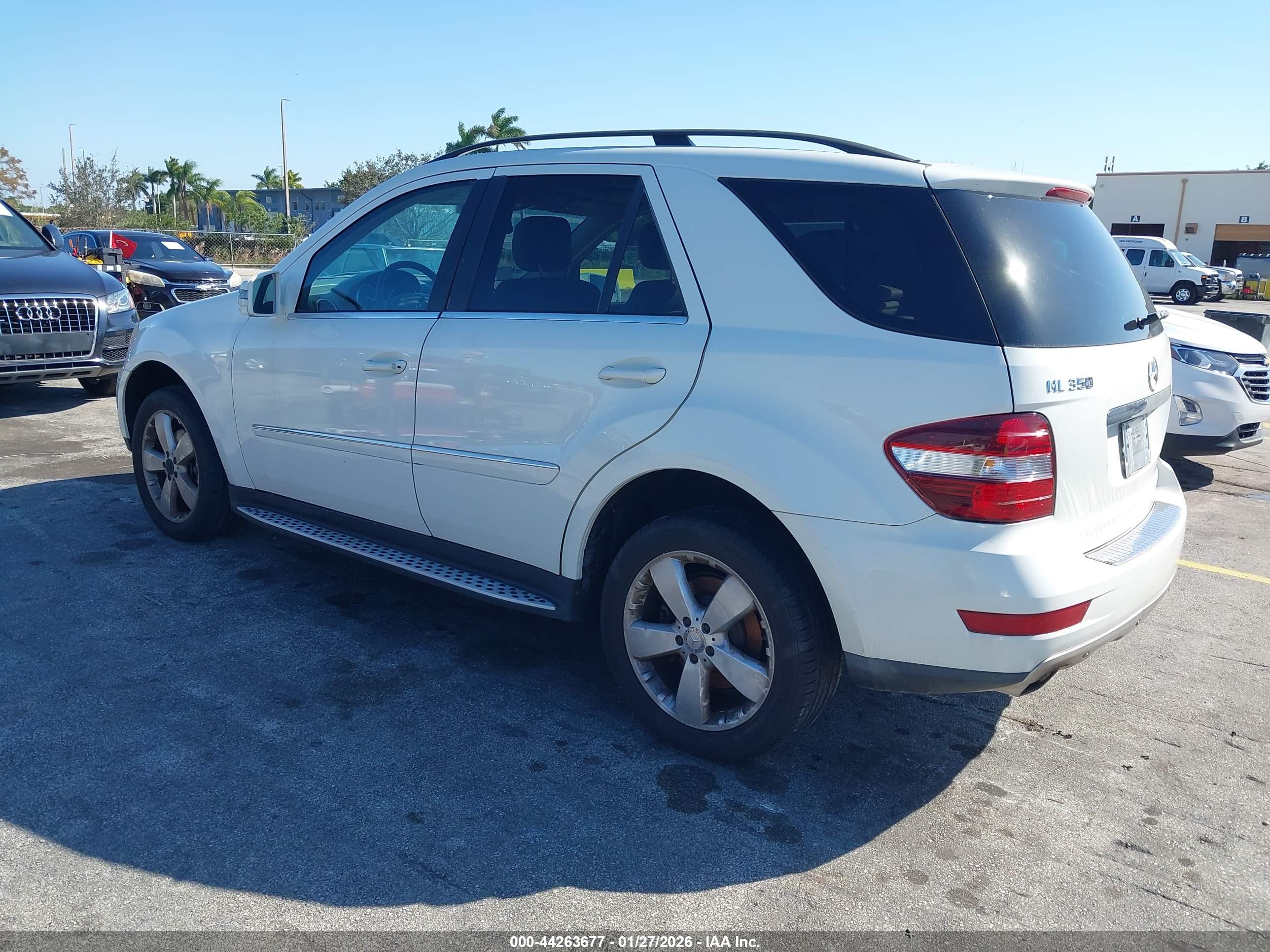 MERCEDES-BENZ ML image 3