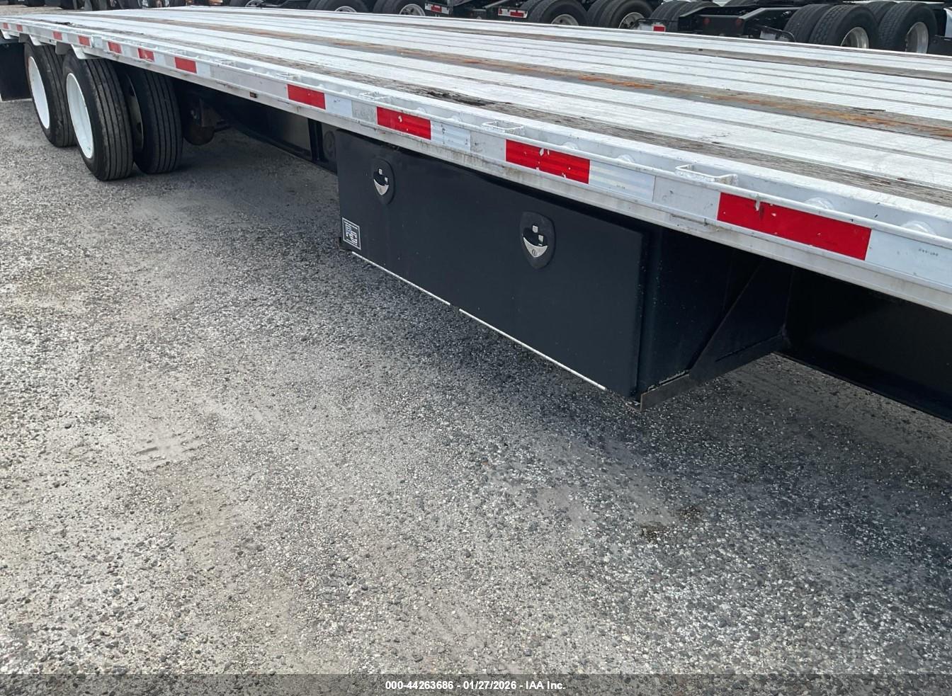TRANSCRAFT FLATBED image 4