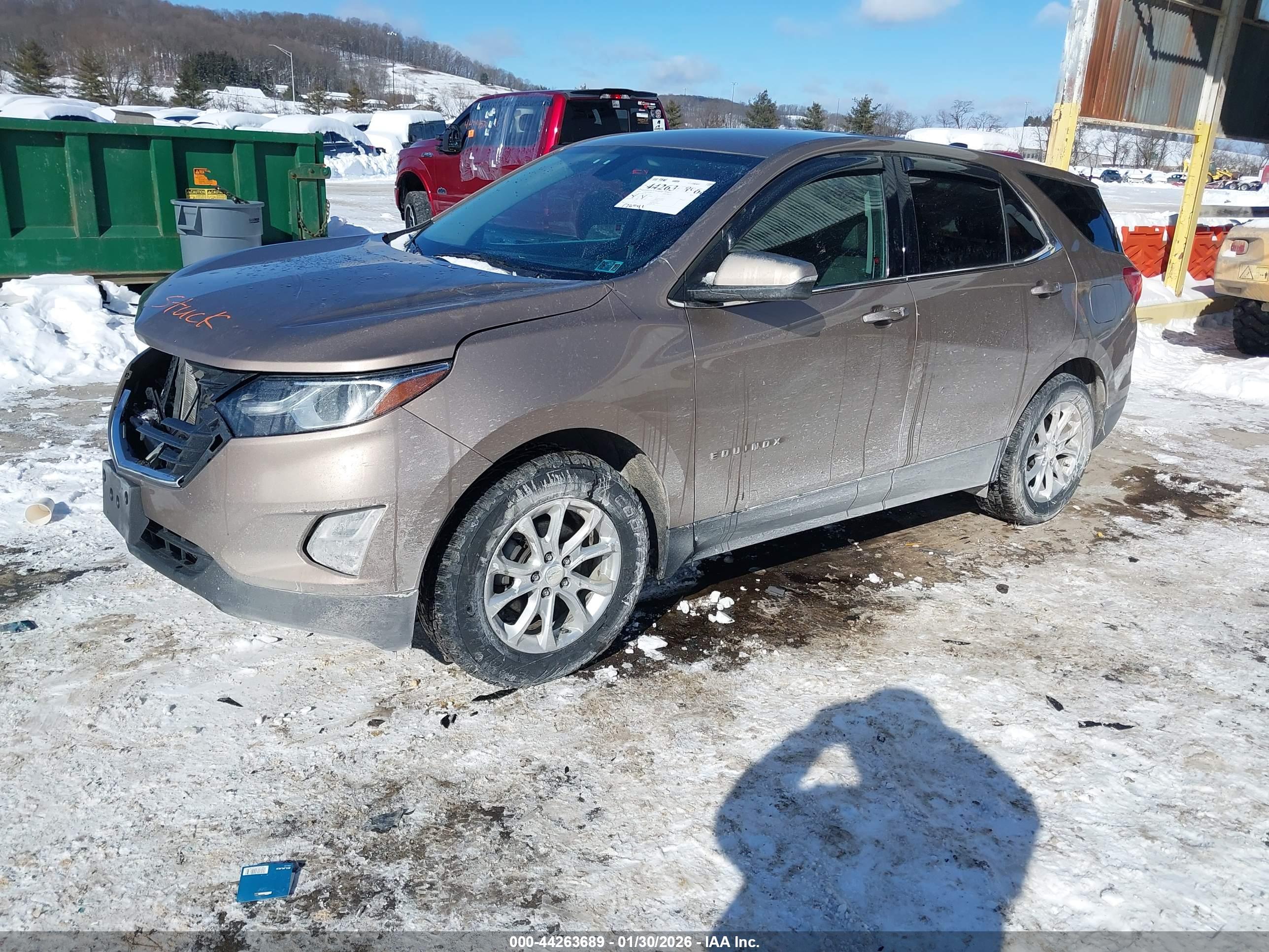 CHEVROLET EQUINOX image 2