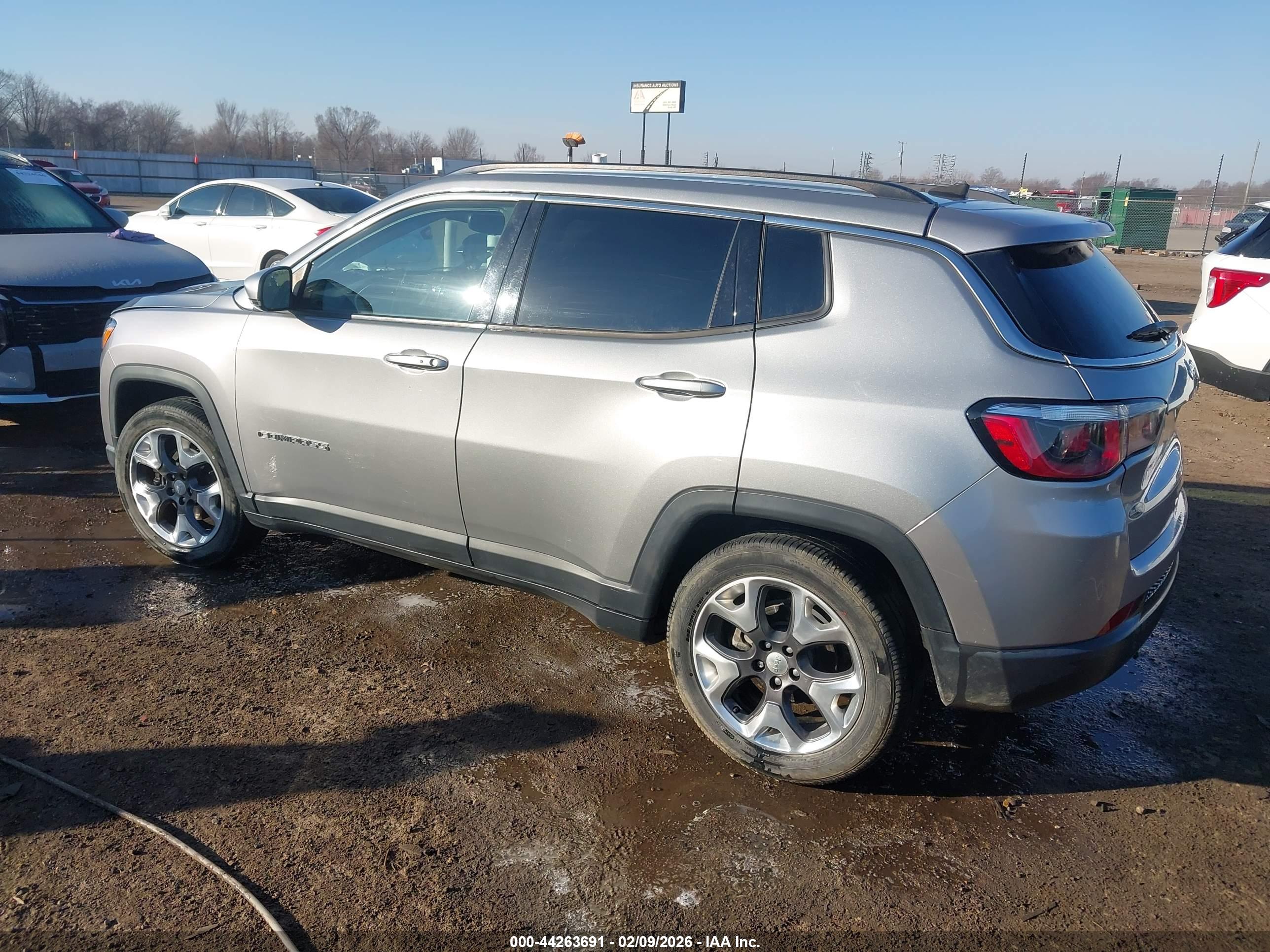 JEEP COMPASS image 3