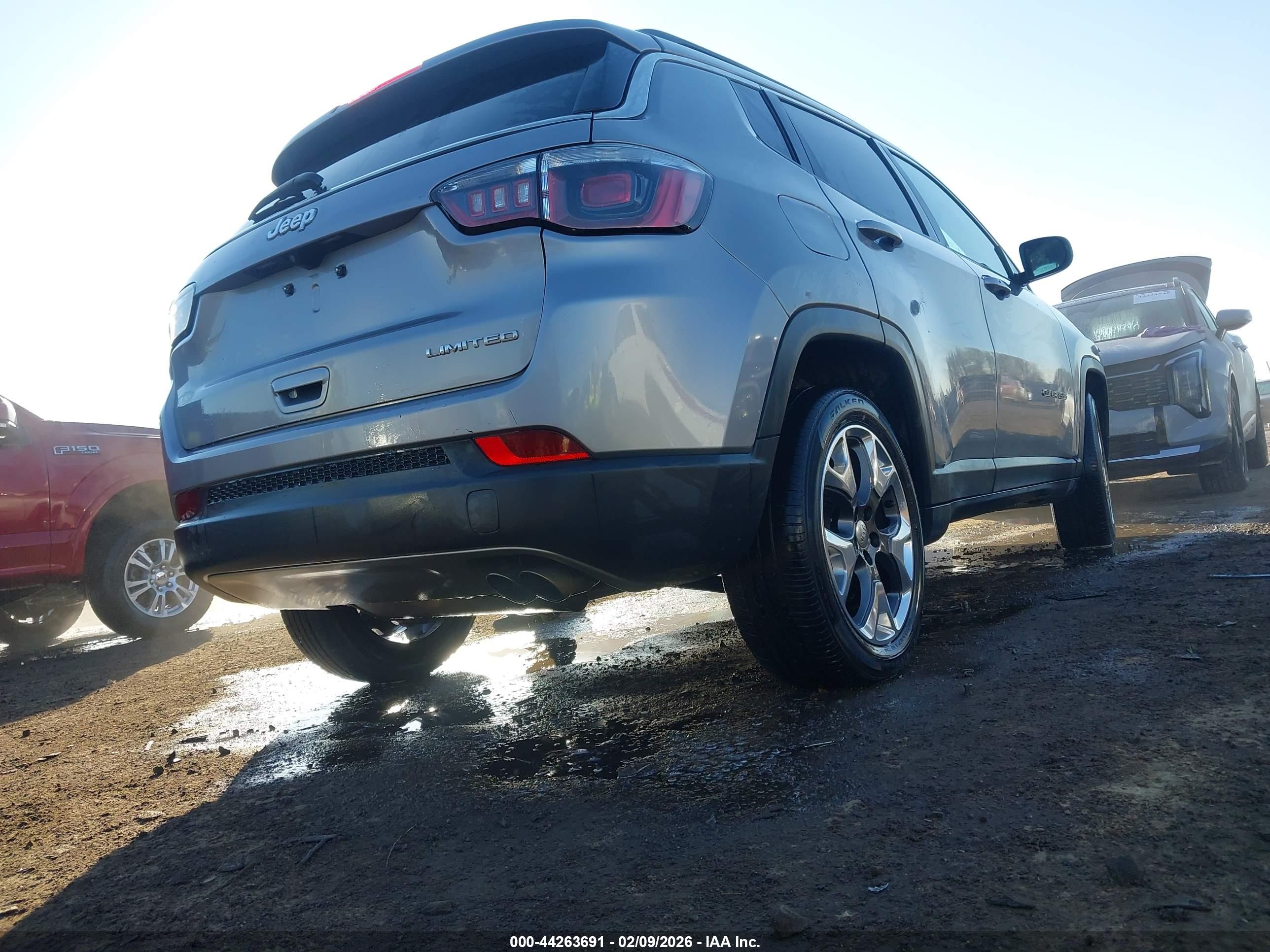 JEEP COMPASS image 4