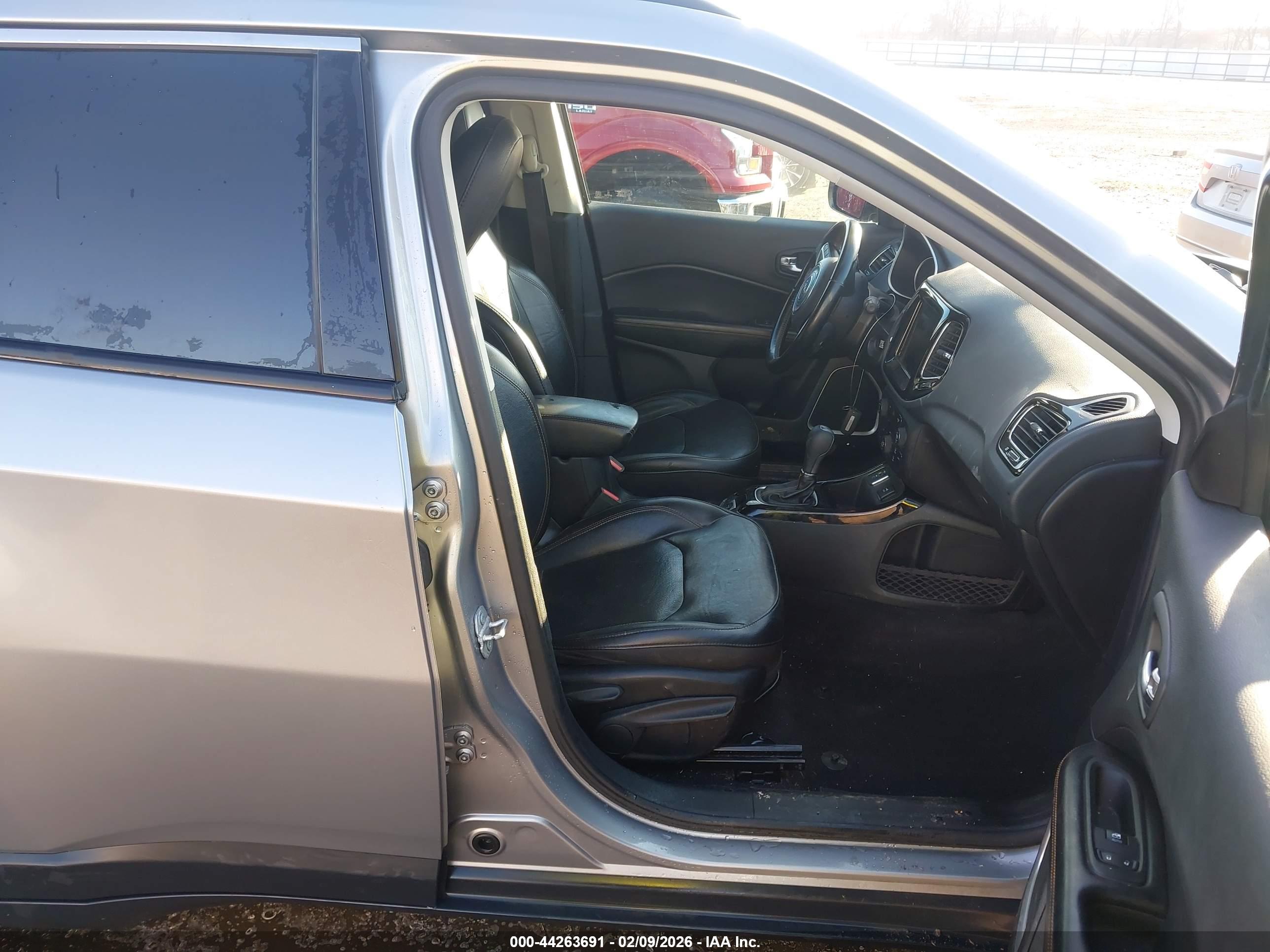 JEEP COMPASS image 5