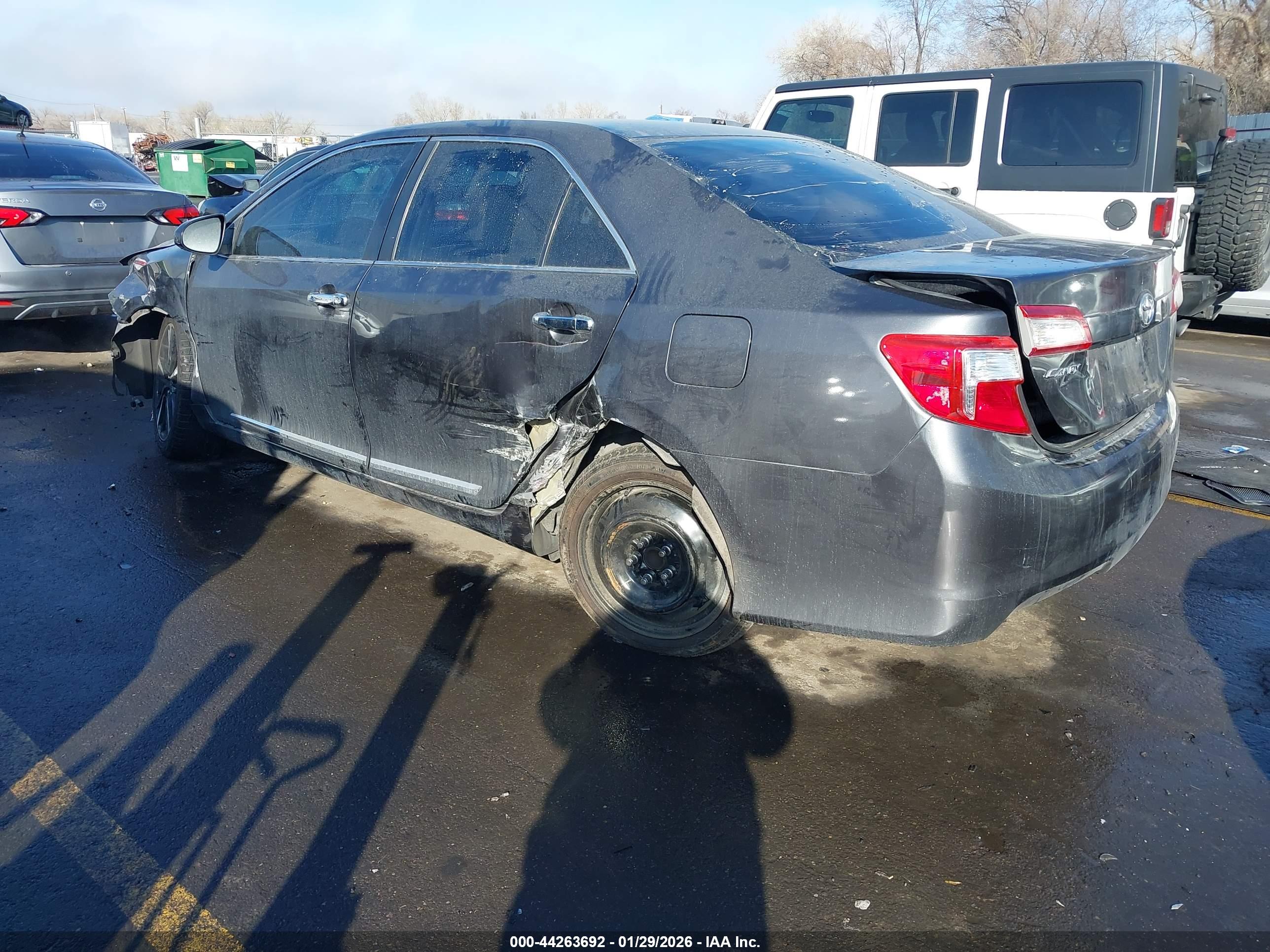 TOYOTA CAMRY image 3