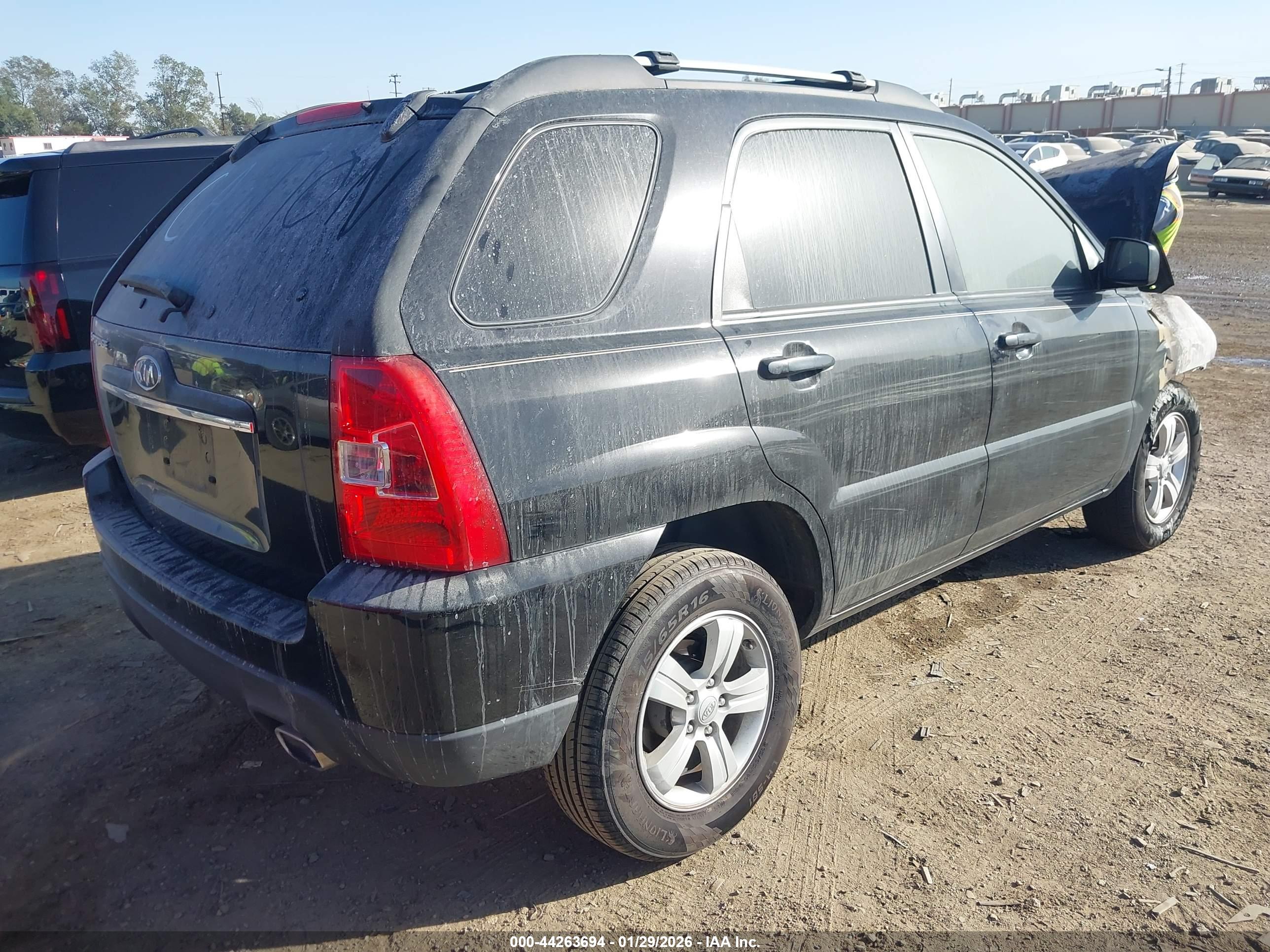 KIA SPORTAGE image 4