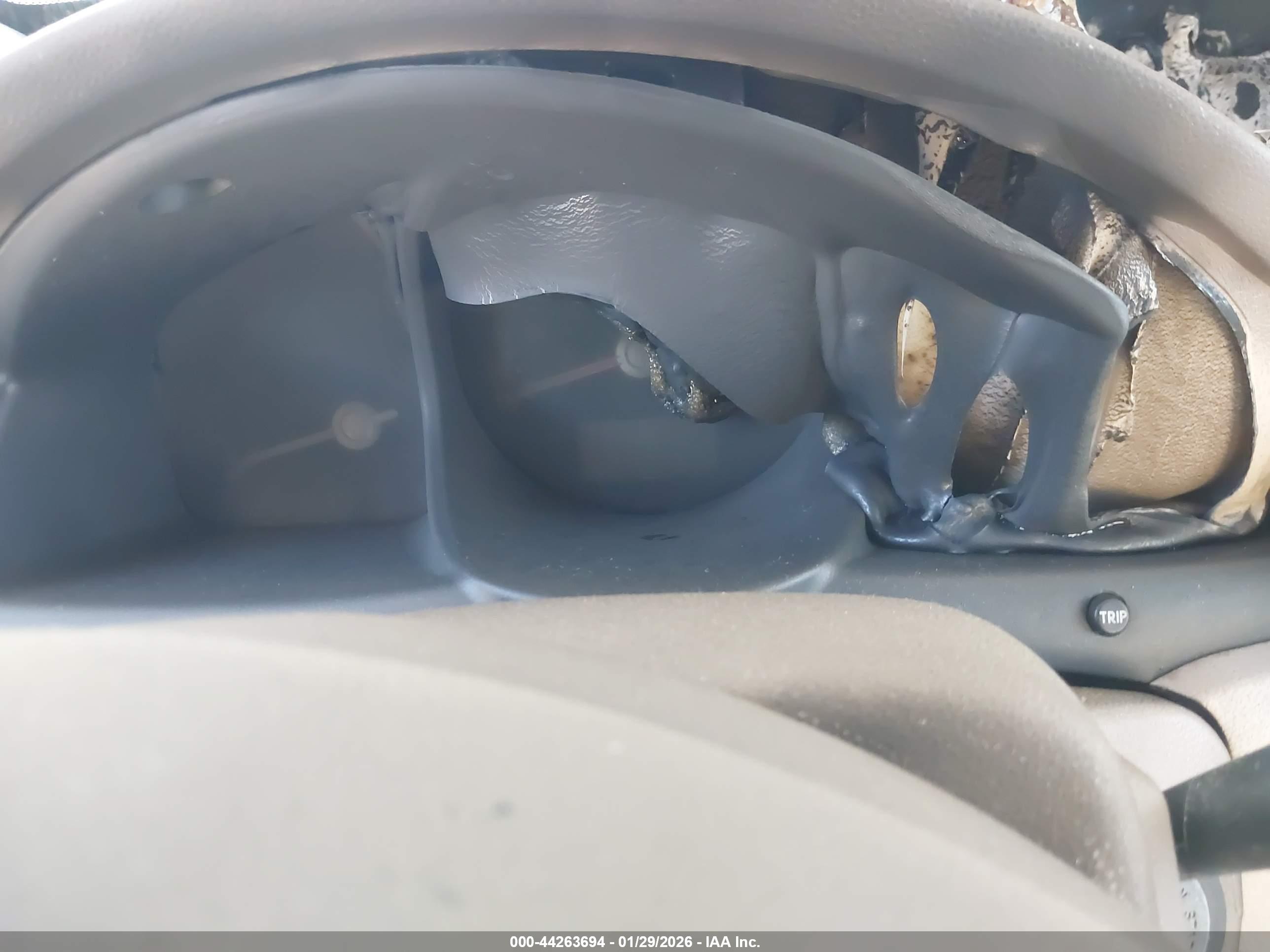 KIA SPORTAGE image 7