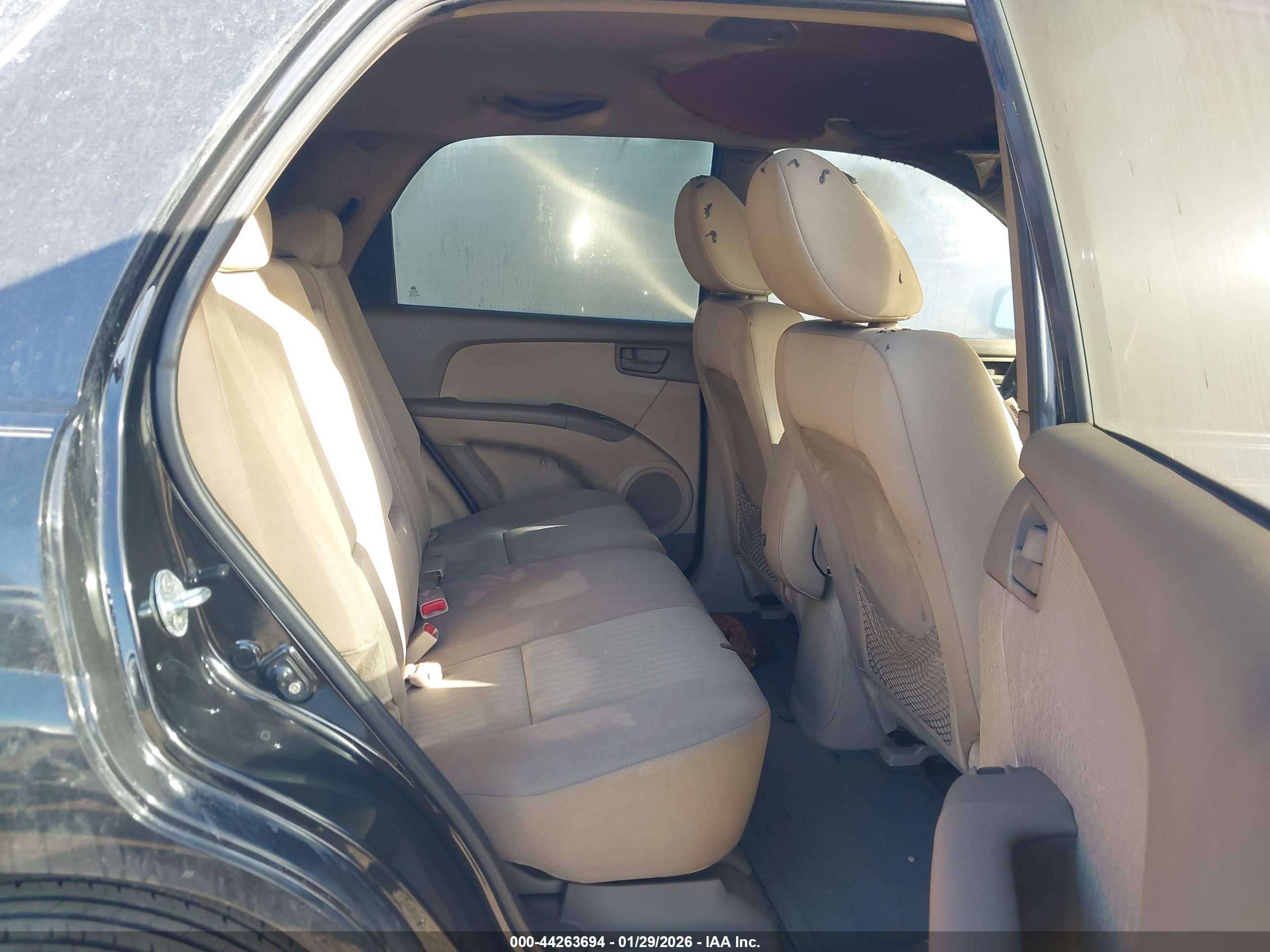 KIA SPORTAGE image 8