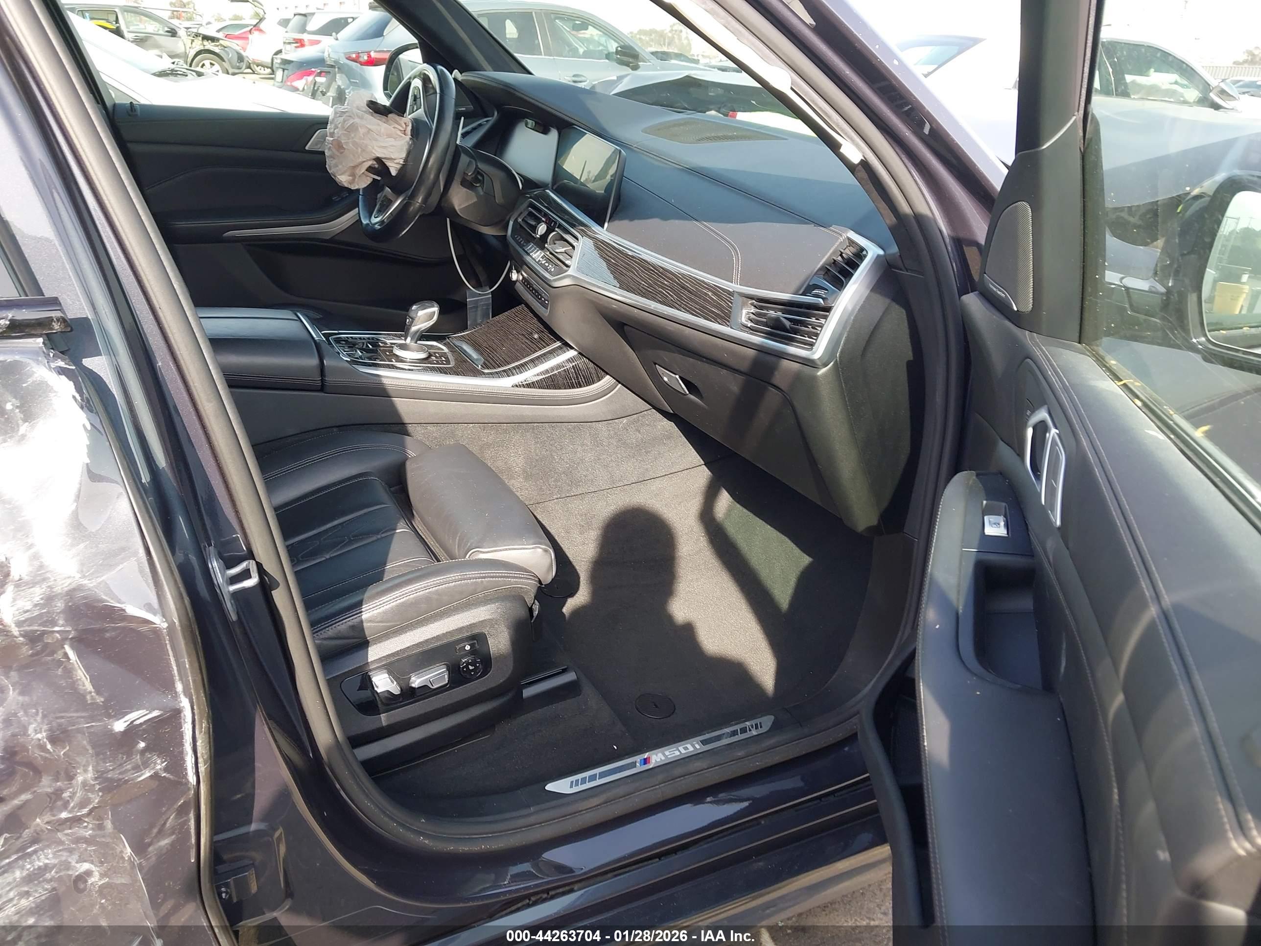 BMW X7 image 5
