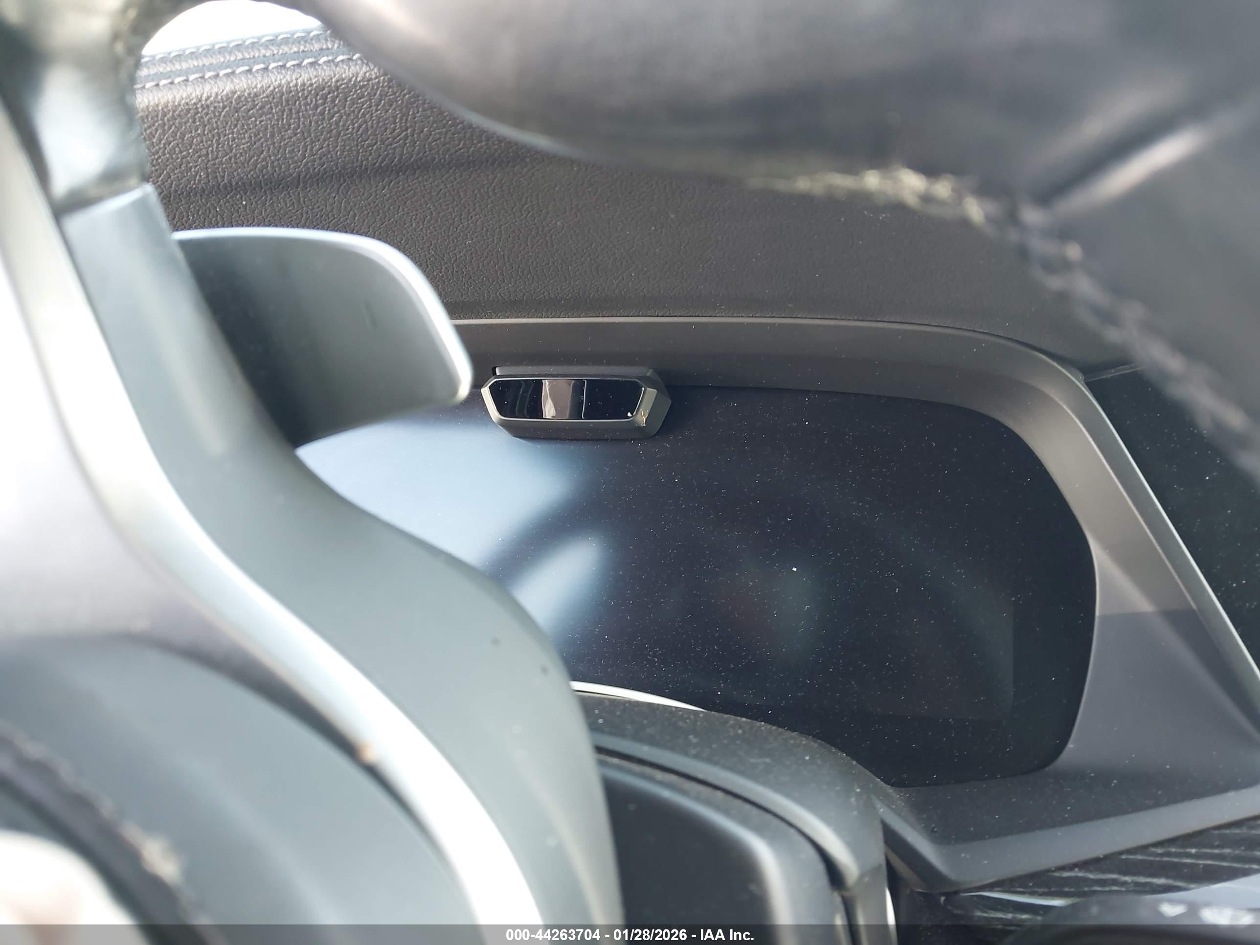 BMW X7 image 7