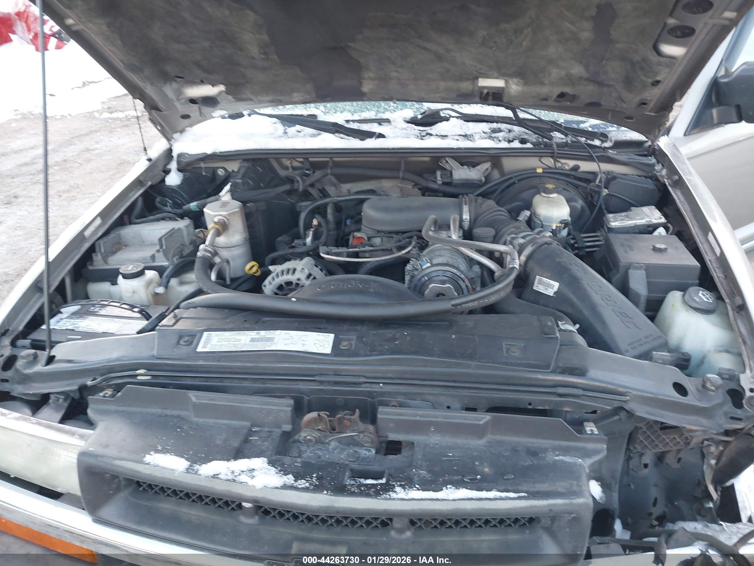 CHEVROLET S-10 image 10