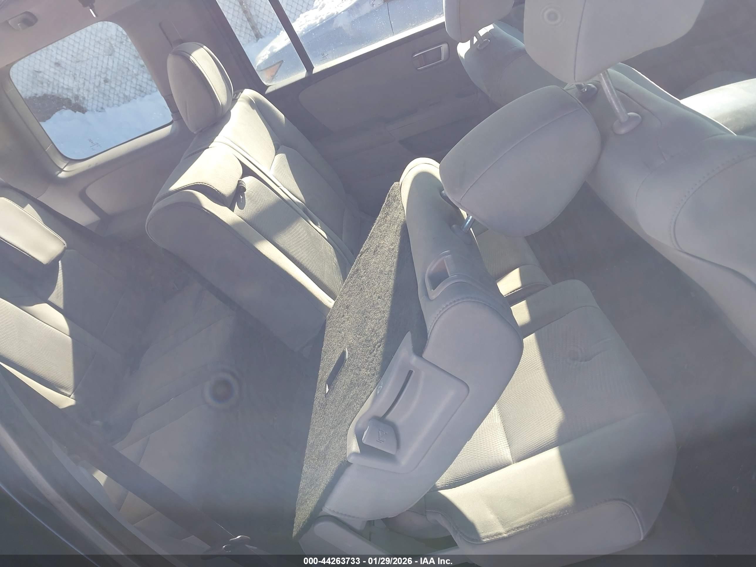 HONDA PILOT image 8