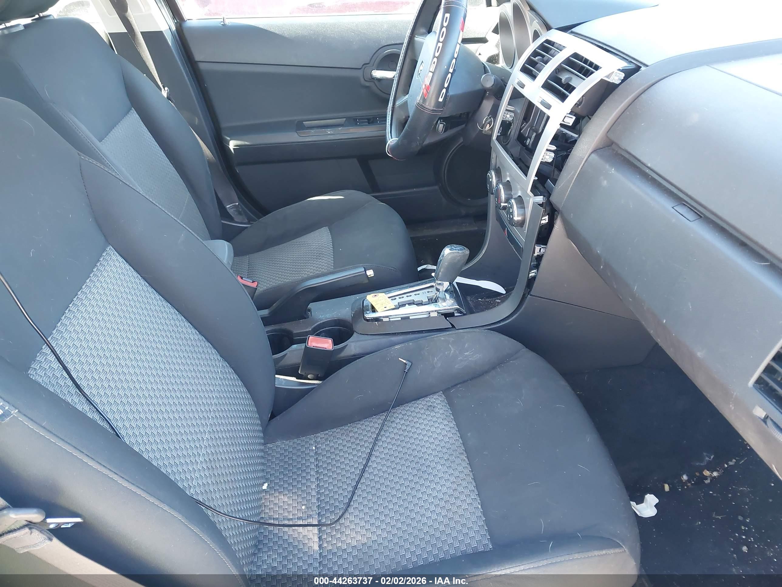 DODGE AVENGER image 5