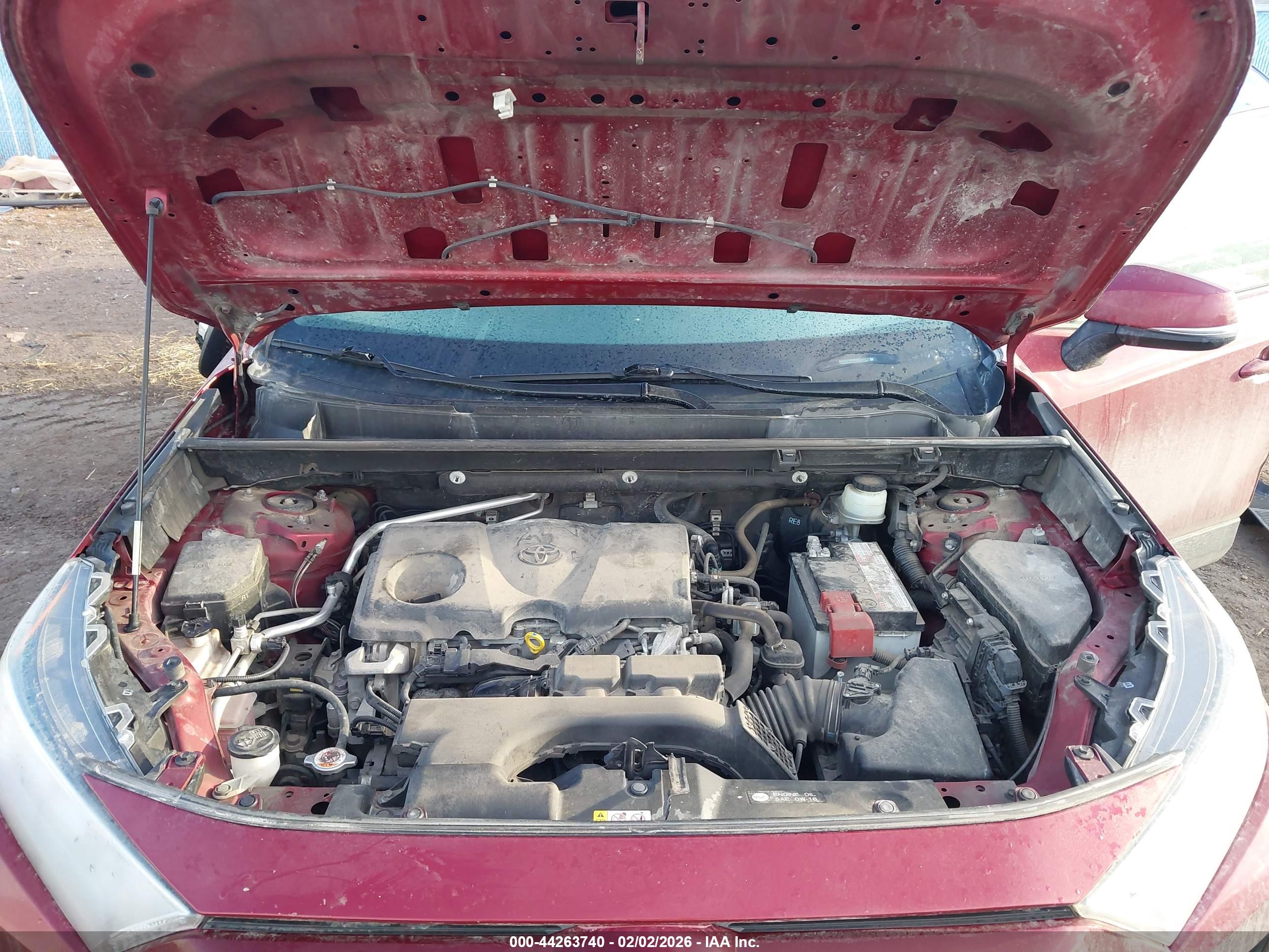 TOYOTA RAV4 image 10