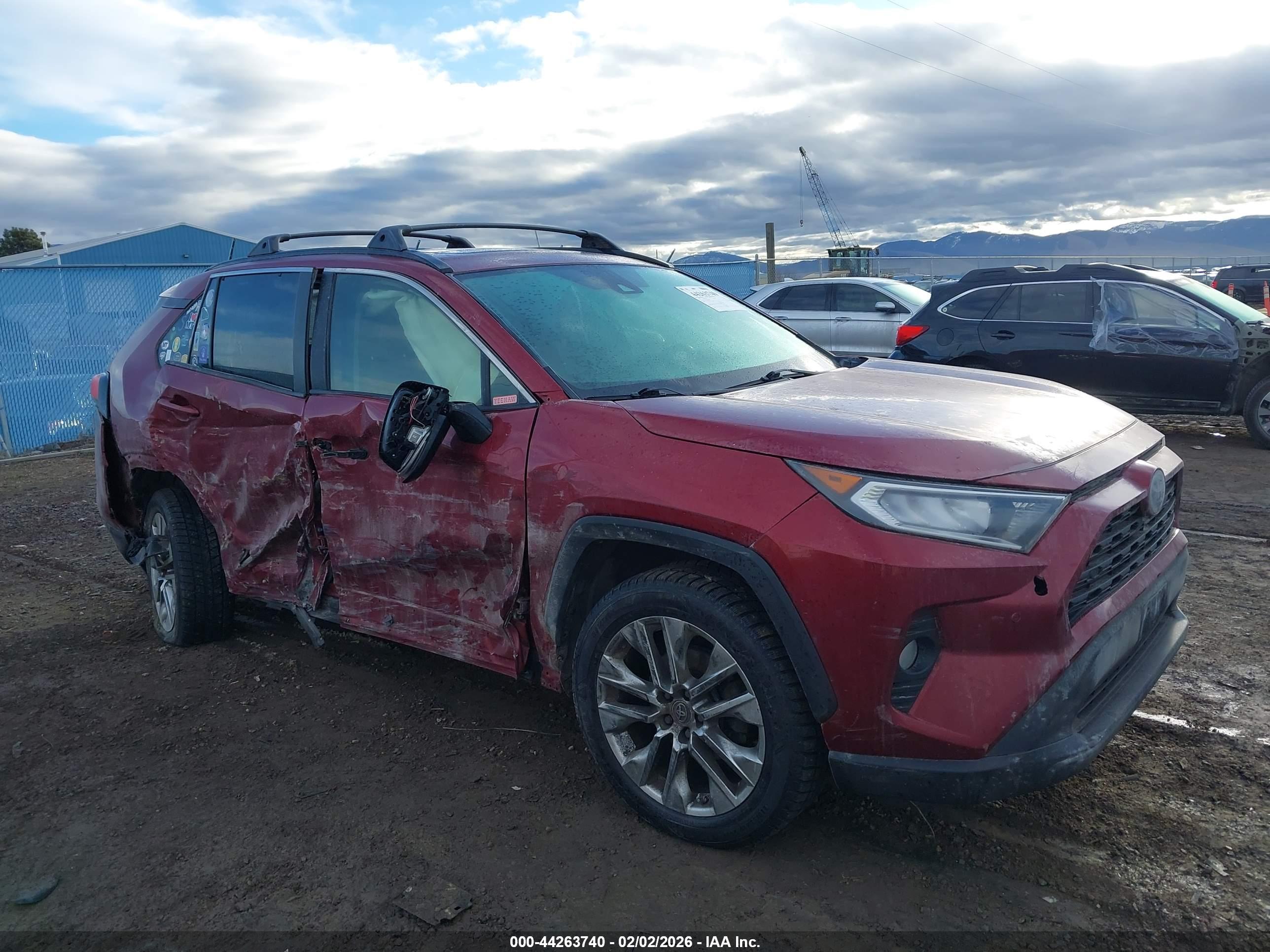 TOYOTA RAV4 image 6