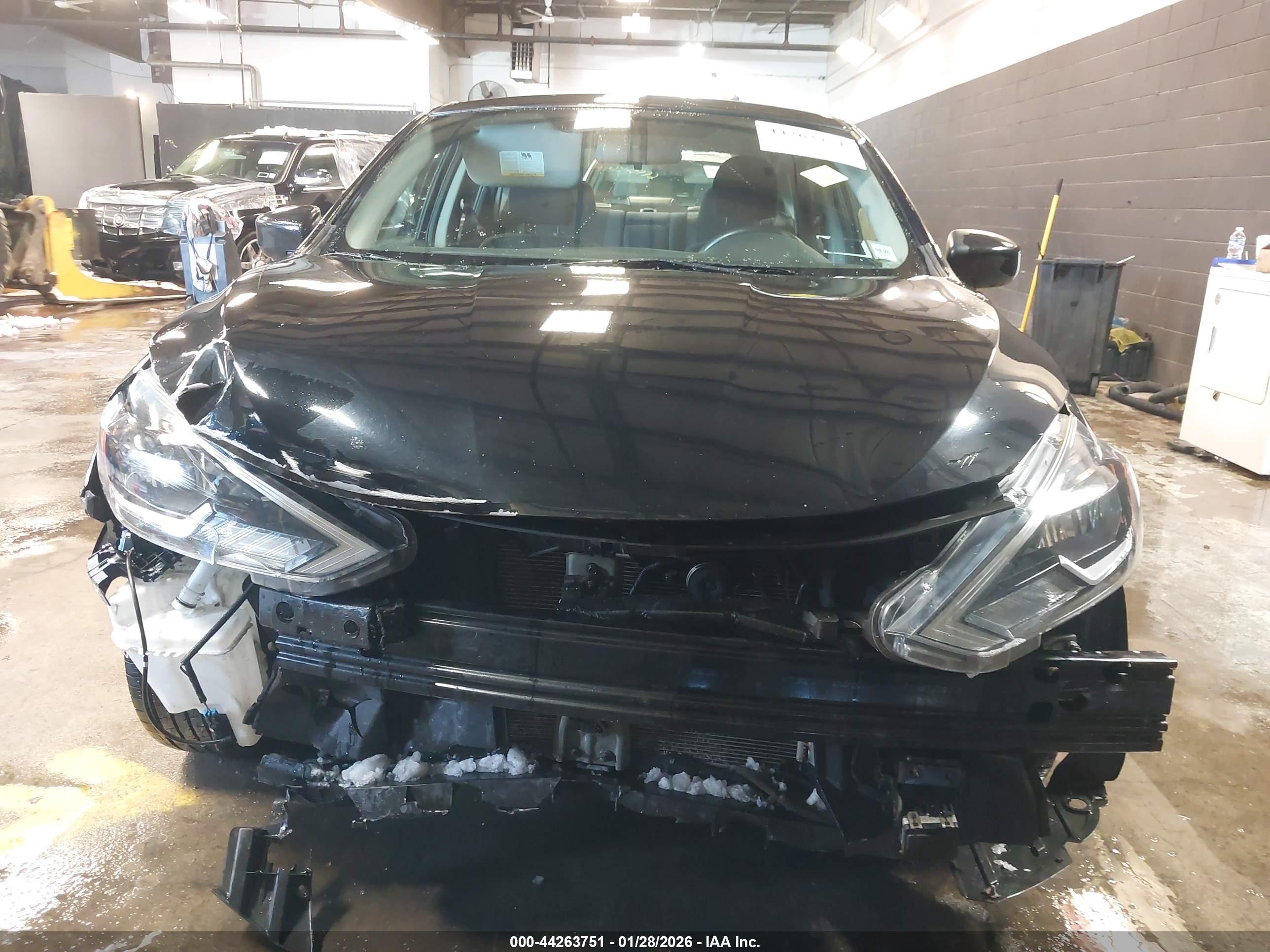 NISSAN SENTRA image 6