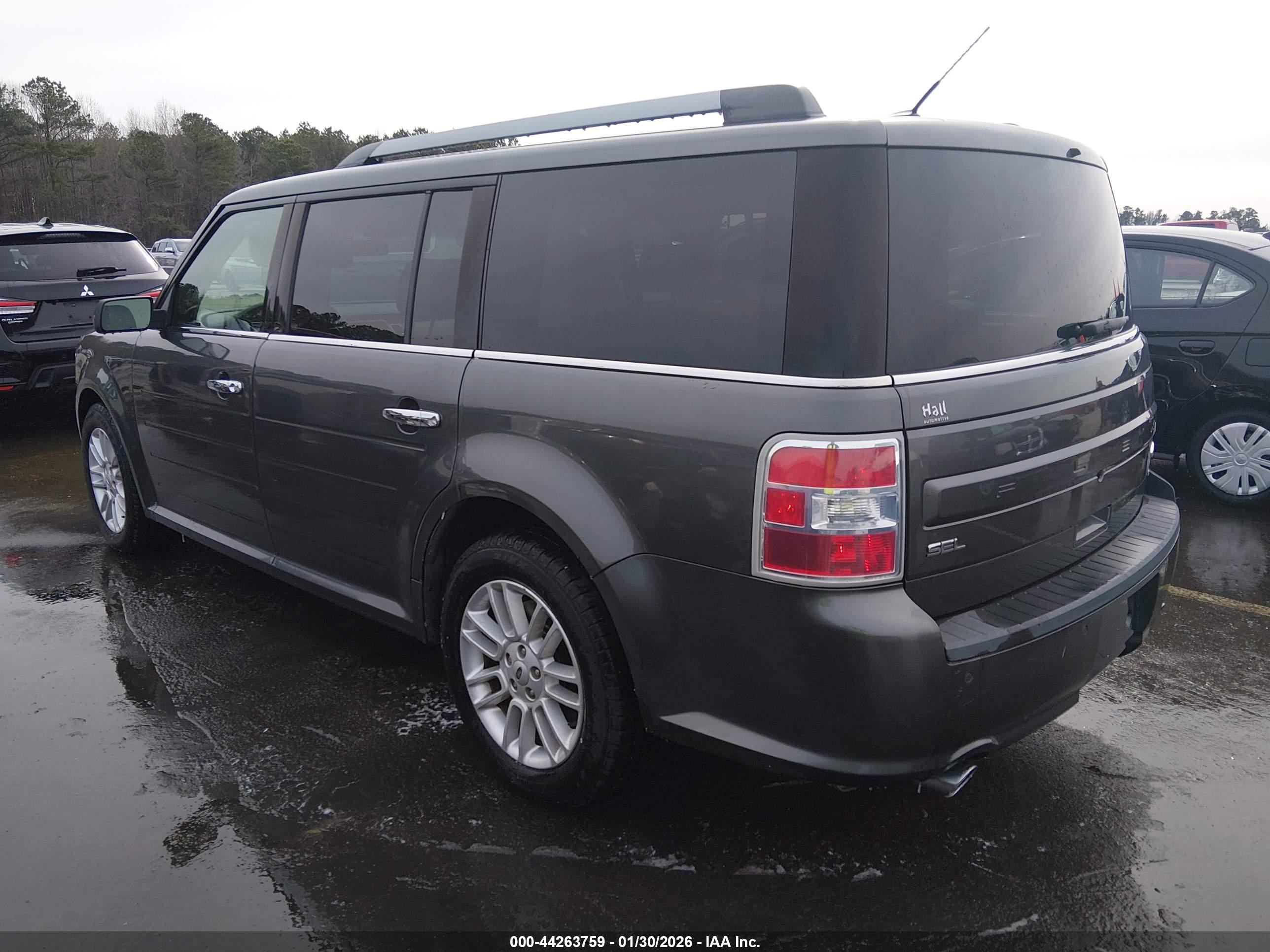 FORD FLEX image 3